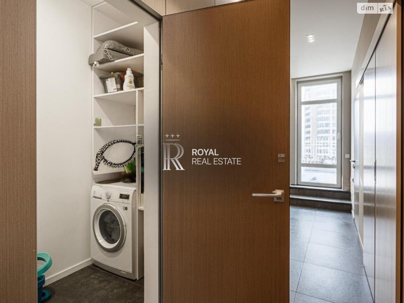 трехкомнатная квартира в Киеве, район Лукьяновка, на ул. Сечевых Стрельцов 84А в аренду на долгий срок помесячно фото 1