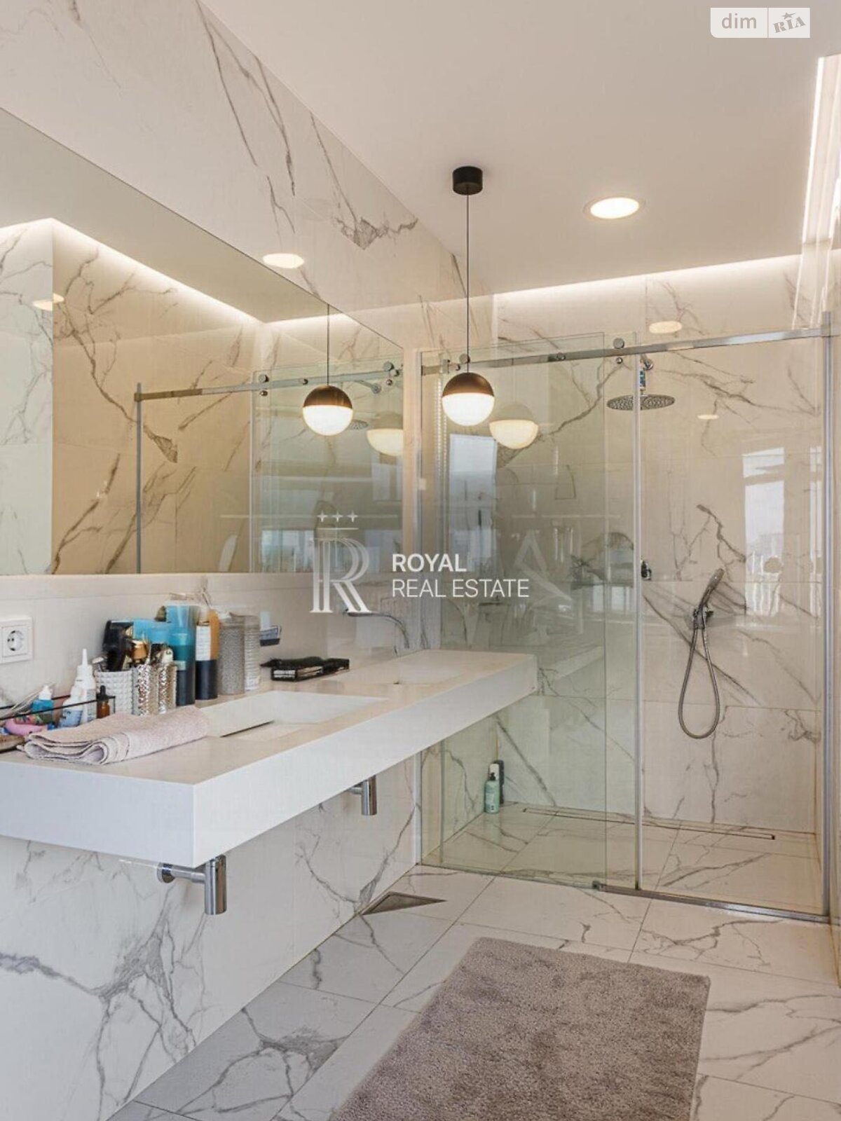 трехкомнатная квартира в Киеве, район Лукьяновка, на ул. Сечевых Стрельцов 84А в аренду на долгий срок помесячно фото 1