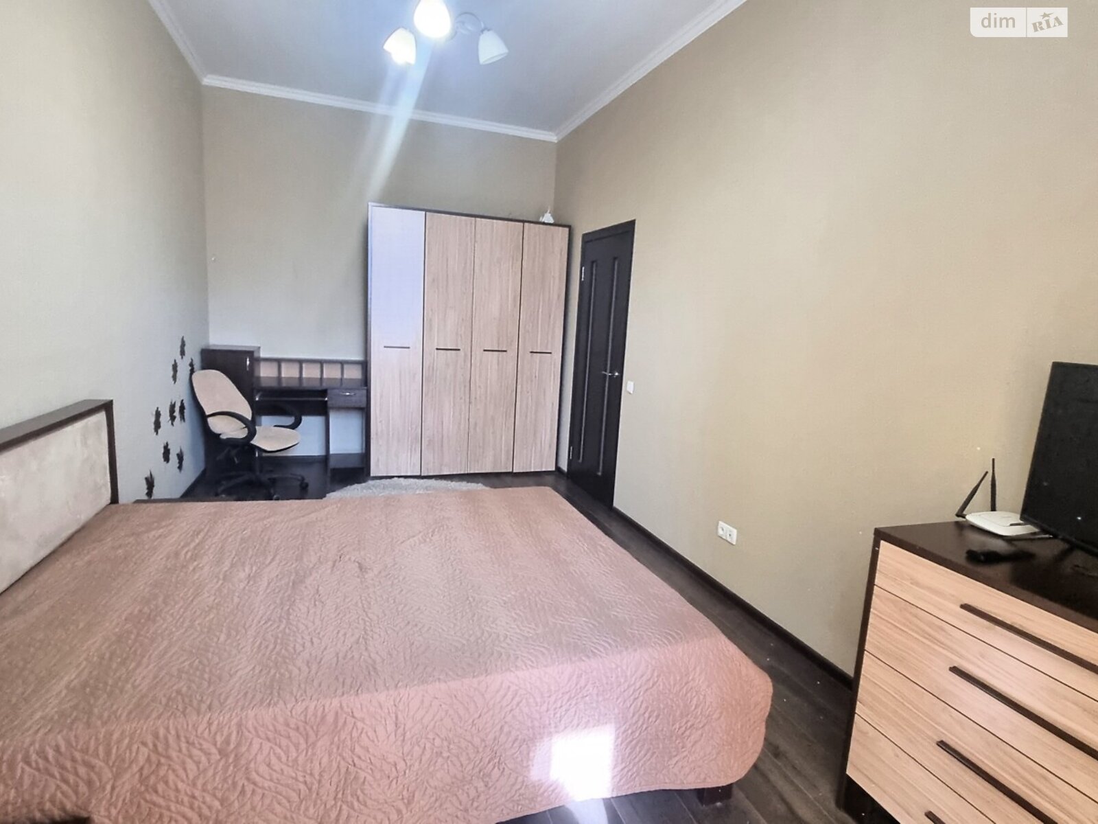 однокомнатная квартира в Киеве, район Лукьяновка, на ул. Сечевых Стрельцов 103 в аренду на долгий срок помесячно фото 1