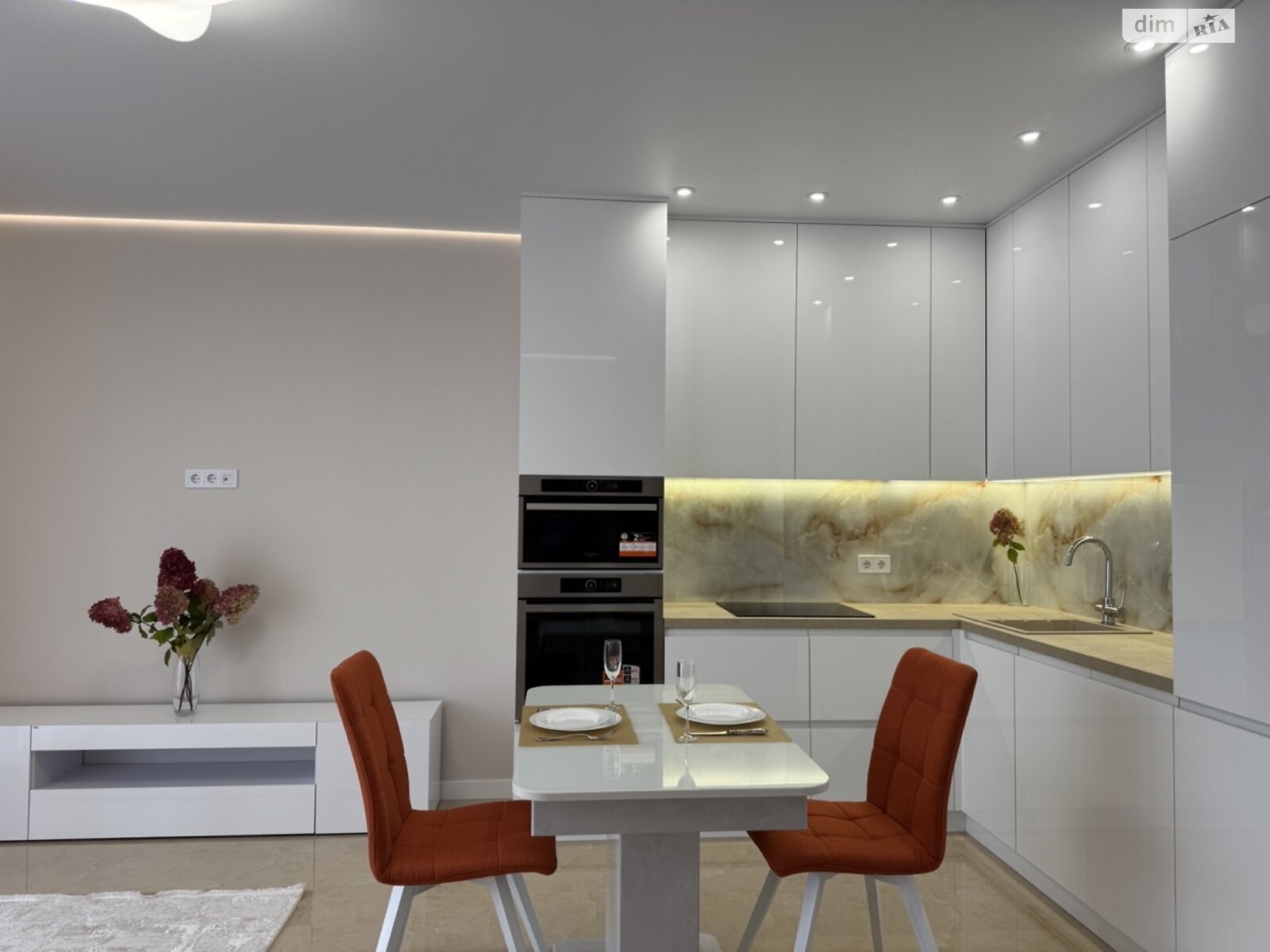 однокомнатная квартира в Киеве, район Лукьяновка, на ул. Шолуденко 30 в аренду на долгий срок помесячно фото 1