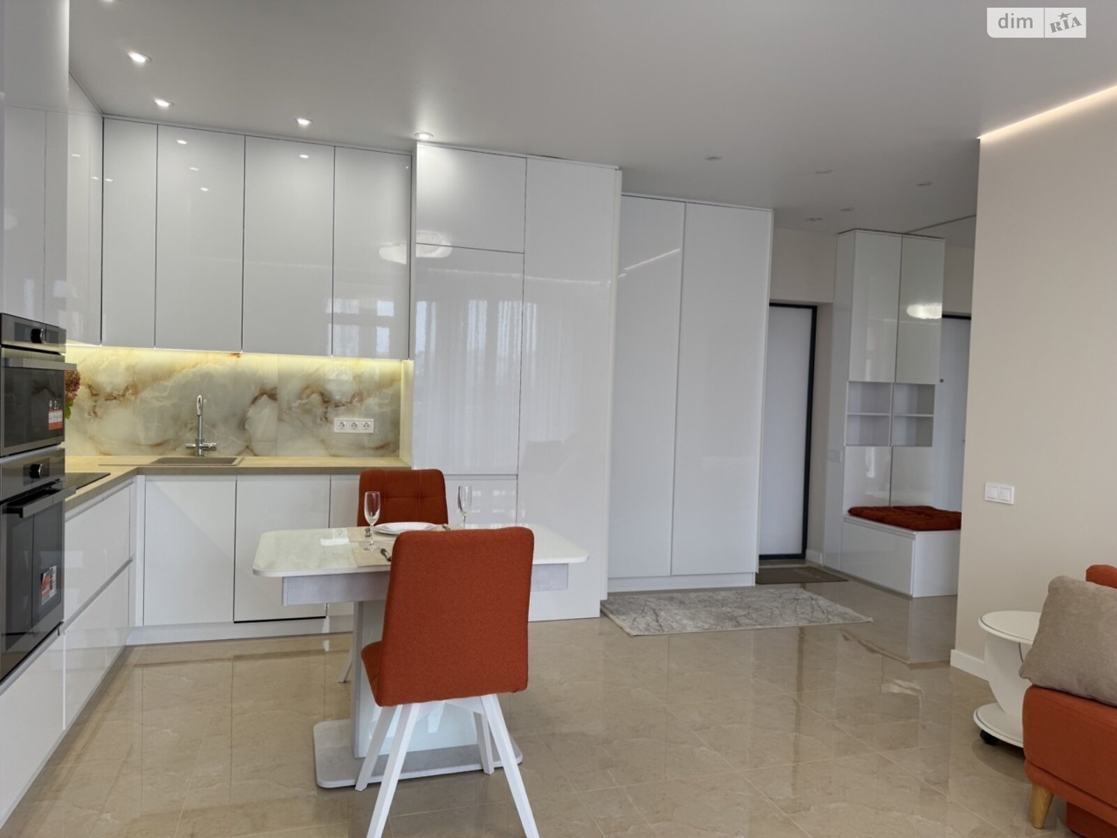 однокомнатная квартира в Киеве, район Лукьяновка, на ул. Шолуденко 30 в аренду на долгий срок помесячно фото 1