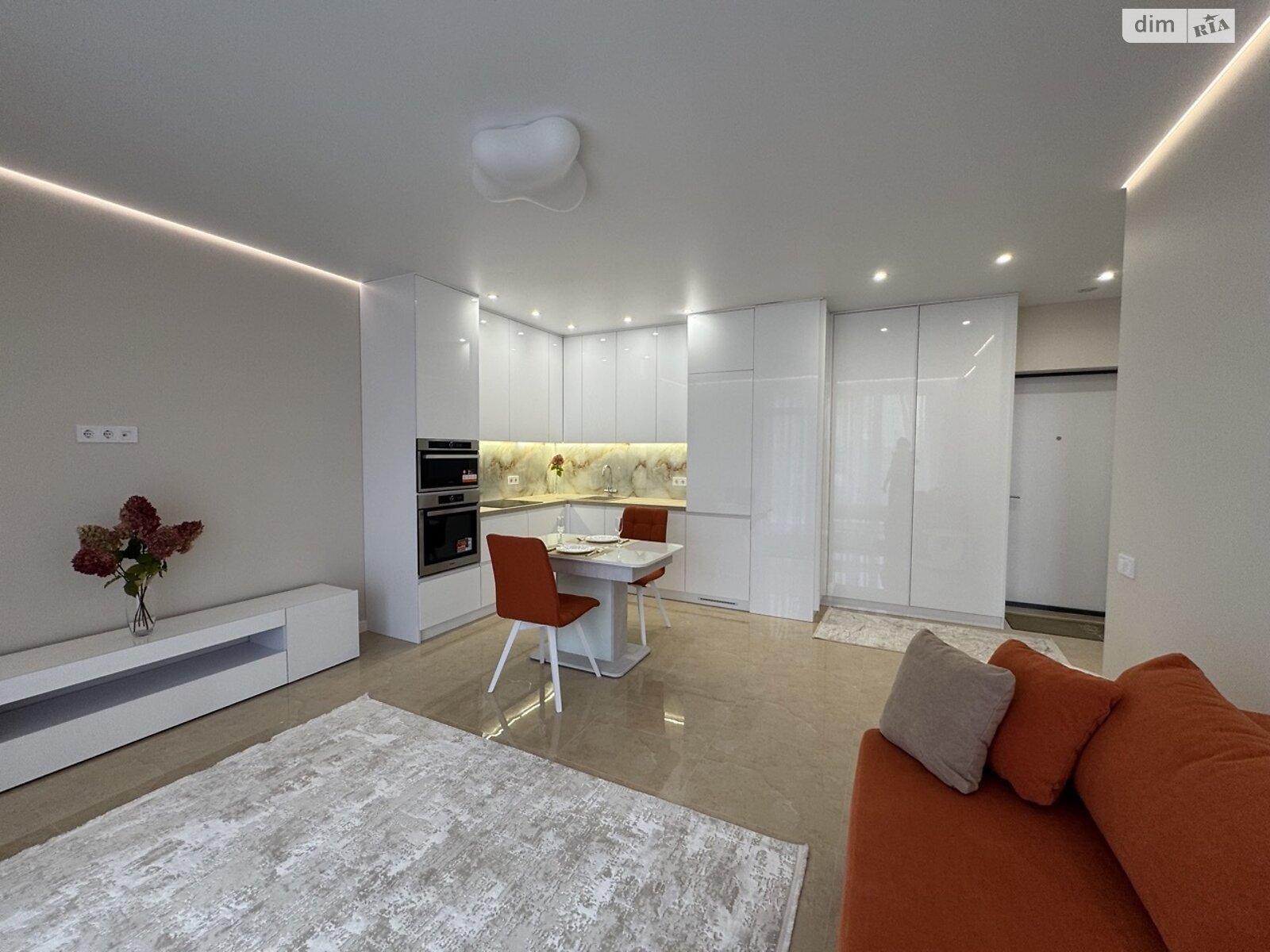 однокомнатная квартира в Киеве, район Лукьяновка, на ул. Шолуденко 30 в аренду на долгий срок помесячно фото 1