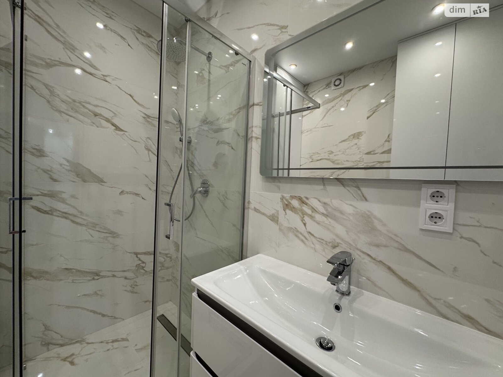 однокомнатная квартира в Киеве, район Лукьяновка, на ул. Шолуденко 30 в аренду на долгий срок помесячно фото 1