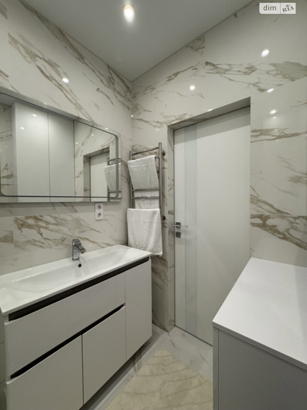 однокомнатная квартира в Киеве, район Лукьяновка, на ул. Шолуденко 30 в аренду на долгий срок помесячно фото 1