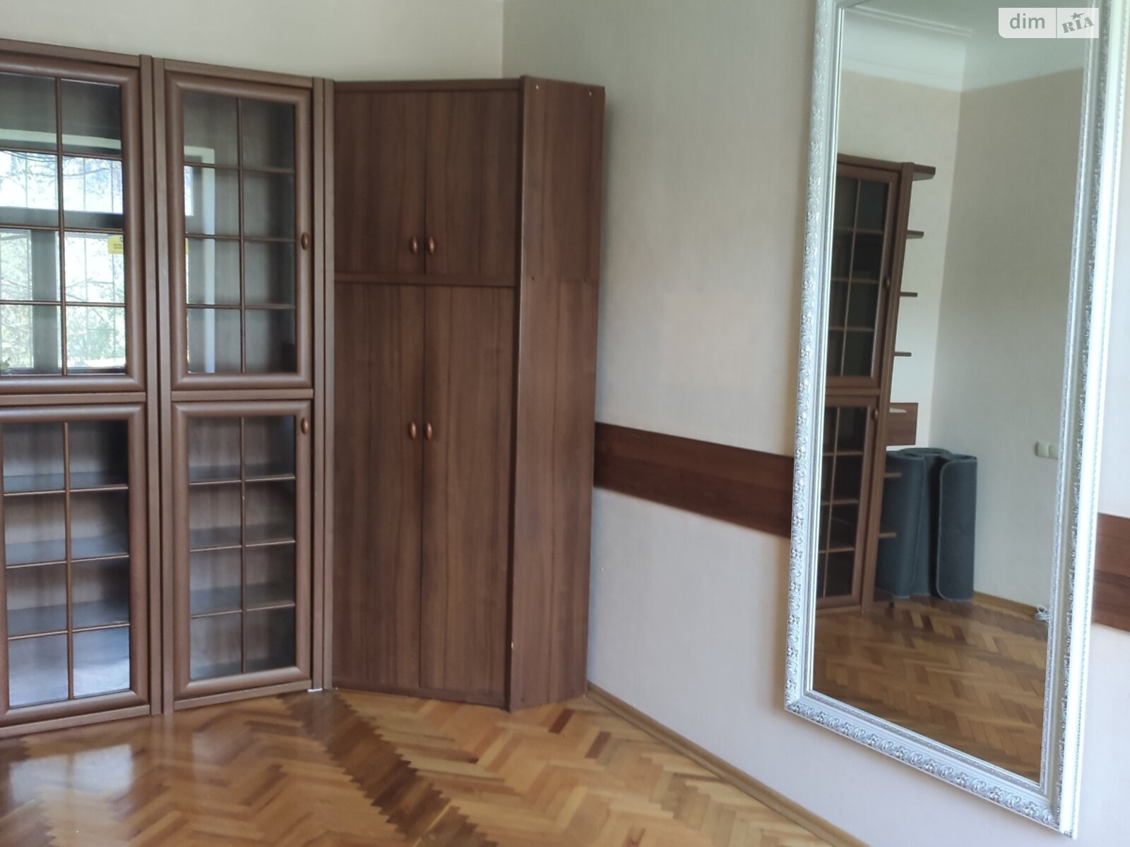 двокімнатна квартира в Києві, район Лук’янівка, на вул. Юрія Іллєнка 12 в довготривалу оренду помісячно фото 1 двокімнатна квартира в Києві, район Лук’янівка, на вул. Юрія Іллєнка 12 в довготривалу оренду помісячно фото 1
