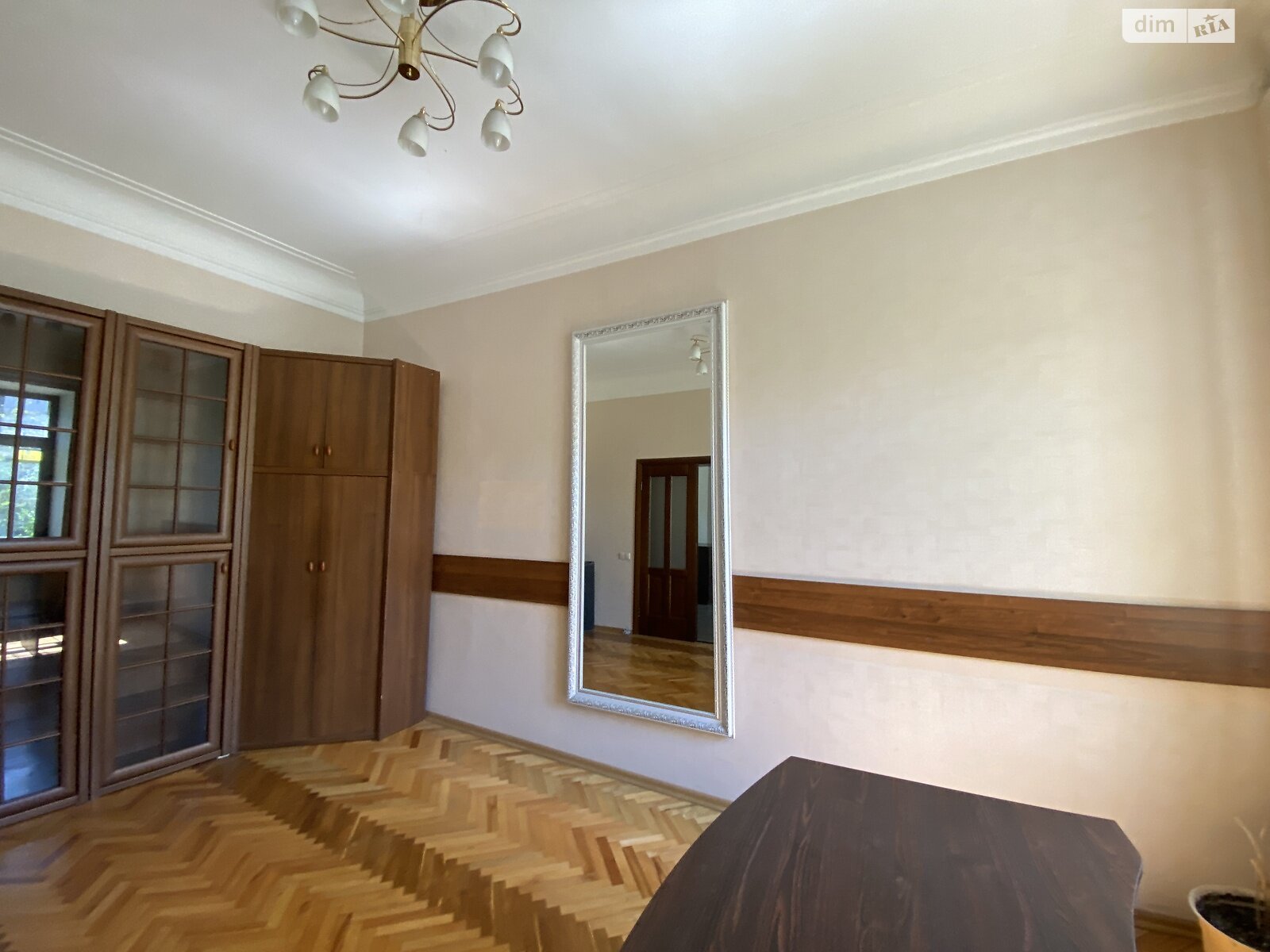 двокімнатна квартира в Києві, район Лук’янівка, на вул. Юрія Іллєнка 12 в довготривалу оренду помісячно фото 1 двокімнатна квартира в Києві, район Лук’янівка, на вул. Юрія Іллєнка 12 в довготривалу оренду помісячно фото 1