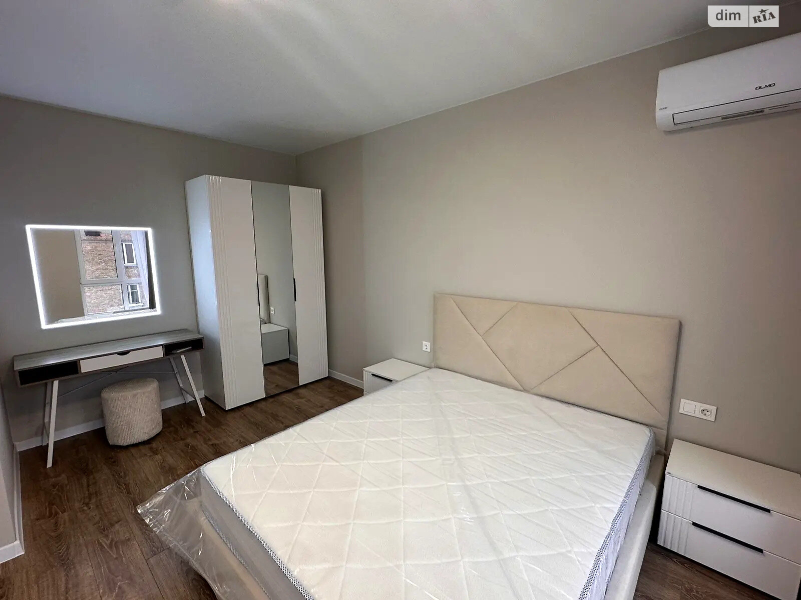 двухкомнатная квартира в Киеве, район Лукьяновка, на ул. Загоровская 25 в аренду на долгий срок помесячно фото 1