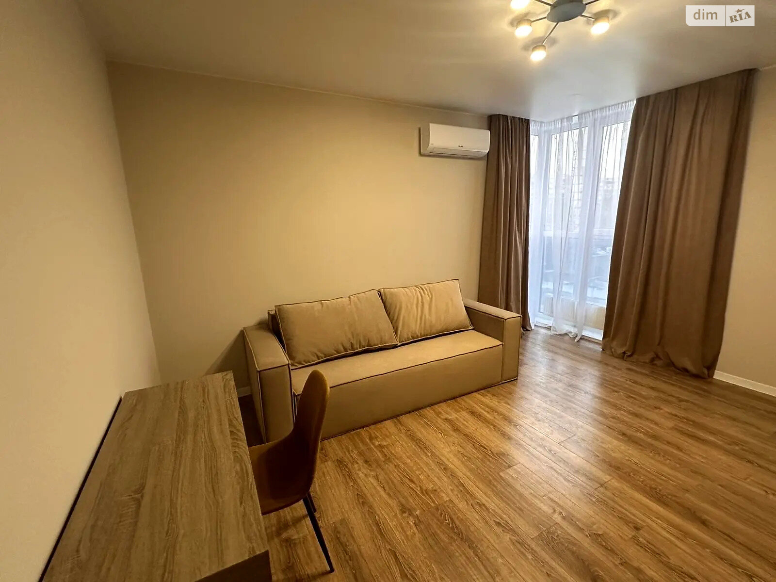 двухкомнатная квартира в Киеве, район Лукьяновка, на ул. Загоровская 25 в аренду на долгий срок помесячно фото 1