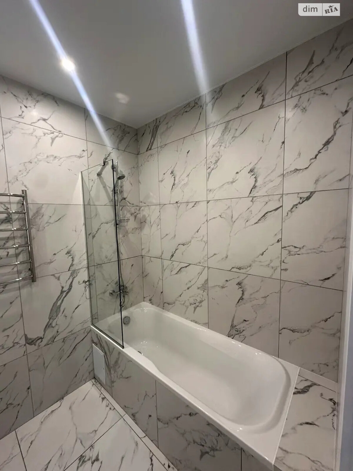 двухкомнатная квартира в Киеве, район Лукьяновка, на ул. Загоровская 25 в аренду на долгий срок помесячно фото 1