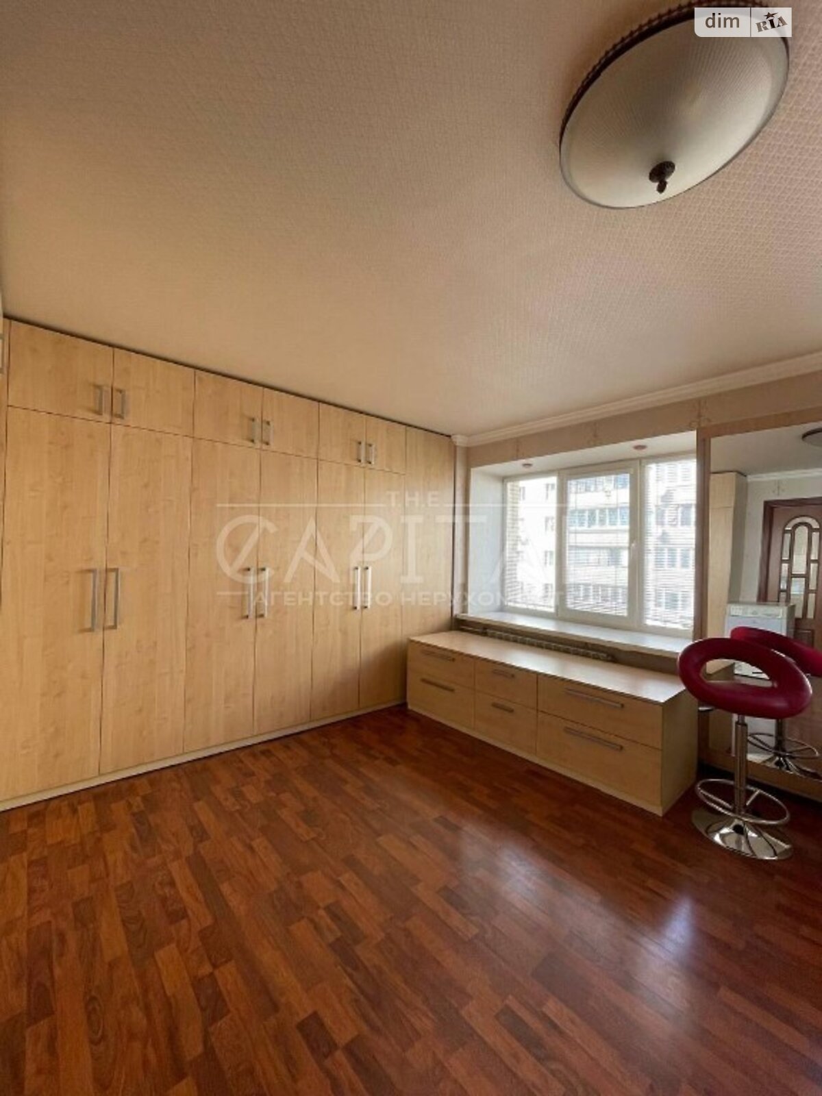 пятикомнатная квартира с мебелью в Киеве, на ул. Лукьяновская 63 в аренду на долгий срок помесячно фото 1