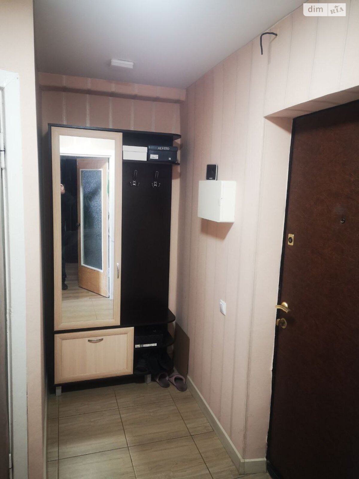 однокімнатна квартира в Києві, район Мінський Масив, на просп. Литовський 8А в довготривалу оренду помісячно фото 1 однокімнатна квартира в Києві, район Мінський Масив, на просп. Литовський 8А в довготривалу оренду помісячно фото 1