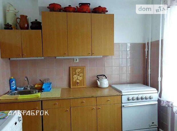 двухкомнатная квартира в Киеве, район Минский Массив, на просп. Маршала Рокоссовского 2б в аренду на долгий срок помесячно фото 1 двухкомнатная квартира в Киеве, район Минский Массив, на просп. Маршала Рокоссовского 2б в аренду на долгий срок помесячно фото 1