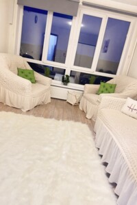 однокімнатна квартира в Києві, район Мінський Масив, на просп. Маршала Рокоссовського 2 в довготривалу оренду помісячно фото 2 однокімнатна квартира в Києві, район Мінський Масив, на просп. Маршала Рокоссовського 2 в довготривалу оренду помісячно фото 2