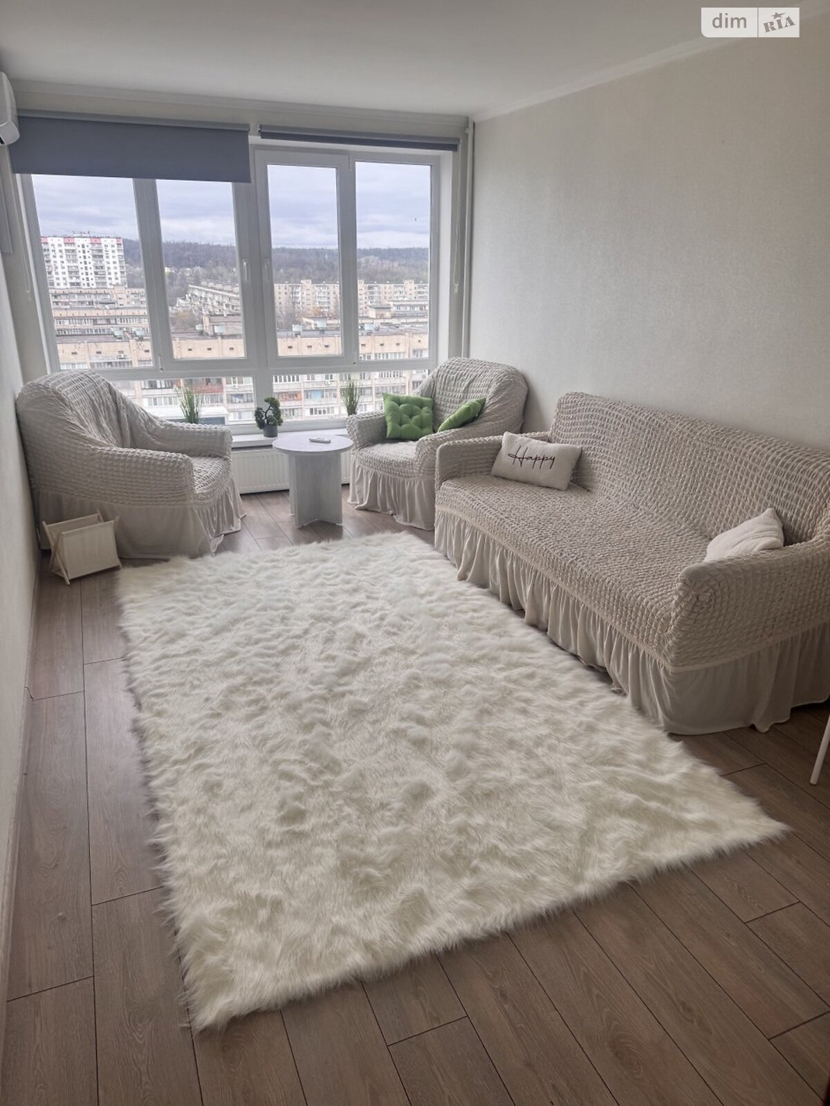 однокімнатна квартира в Києві, район Мінський Масив, на просп. Маршала Рокоссовського 2 в довготривалу оренду помісячно фото 1 однокімнатна квартира в Києві, район Мінський Масив, на просп. Маршала Рокоссовського 2 в довготривалу оренду помісячно фото 1