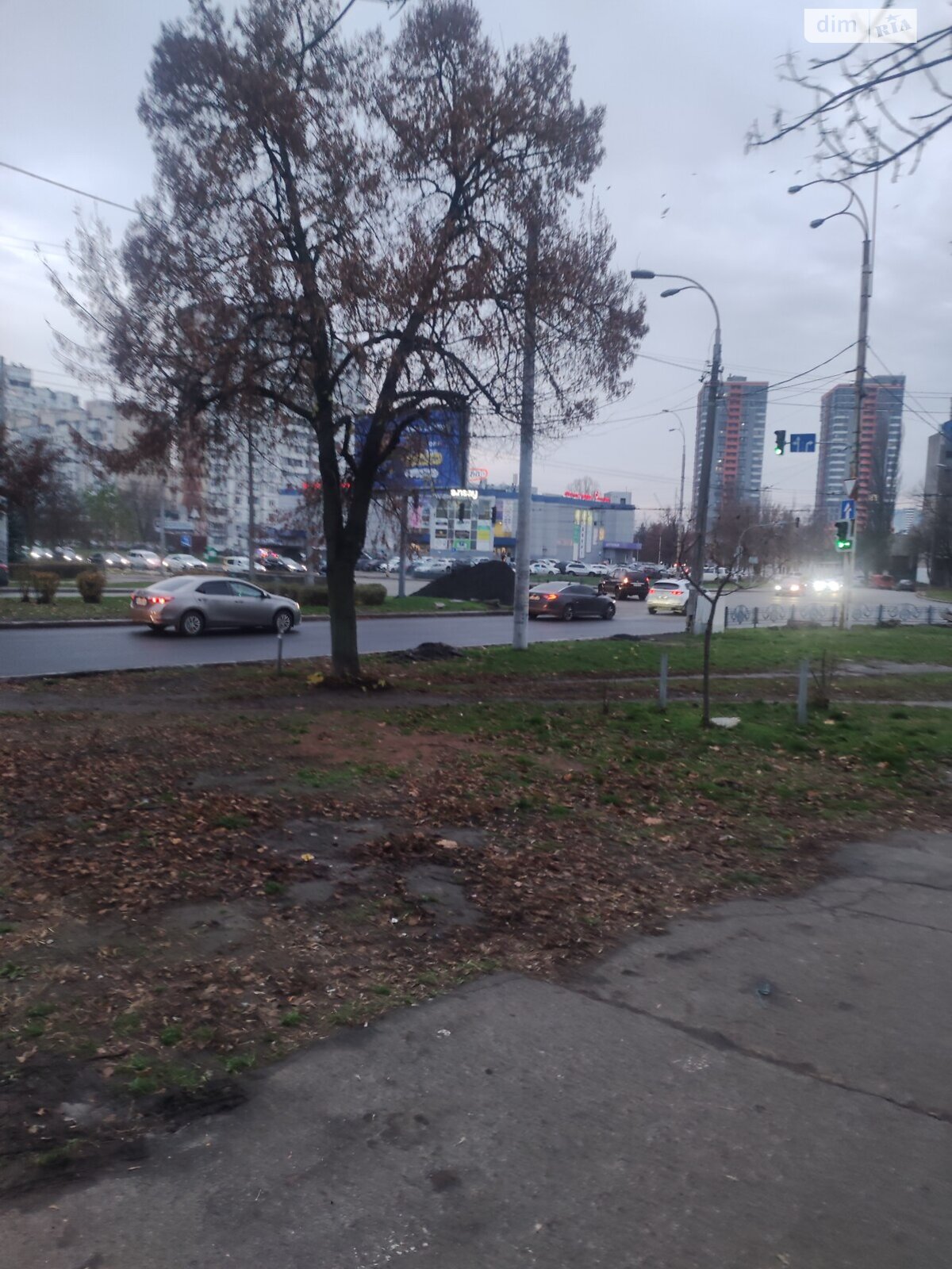 однокімнатна квартира в Києві, район Мінський Масив, на просп. Маршала Рокоссовського 2 в довготривалу оренду помісячно фото 1 однокімнатна квартира в Києві, район Мінський Масив, на просп. Маршала Рокоссовського 2 в довготривалу оренду помісячно фото 1