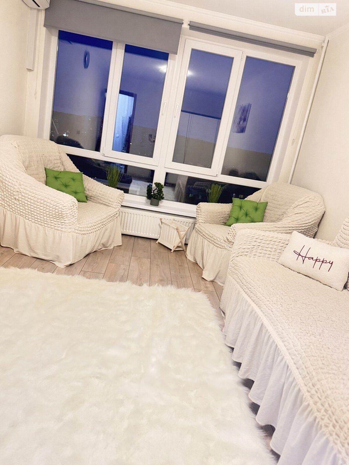 однокімнатна квартира в Києві, район Мінський Масив, на просп. Маршала Рокоссовського 2 в довготривалу оренду помісячно фото 1 однокімнатна квартира в Києві, район Мінський Масив, на просп. Маршала Рокоссовського 2 в довготривалу оренду помісячно фото 1