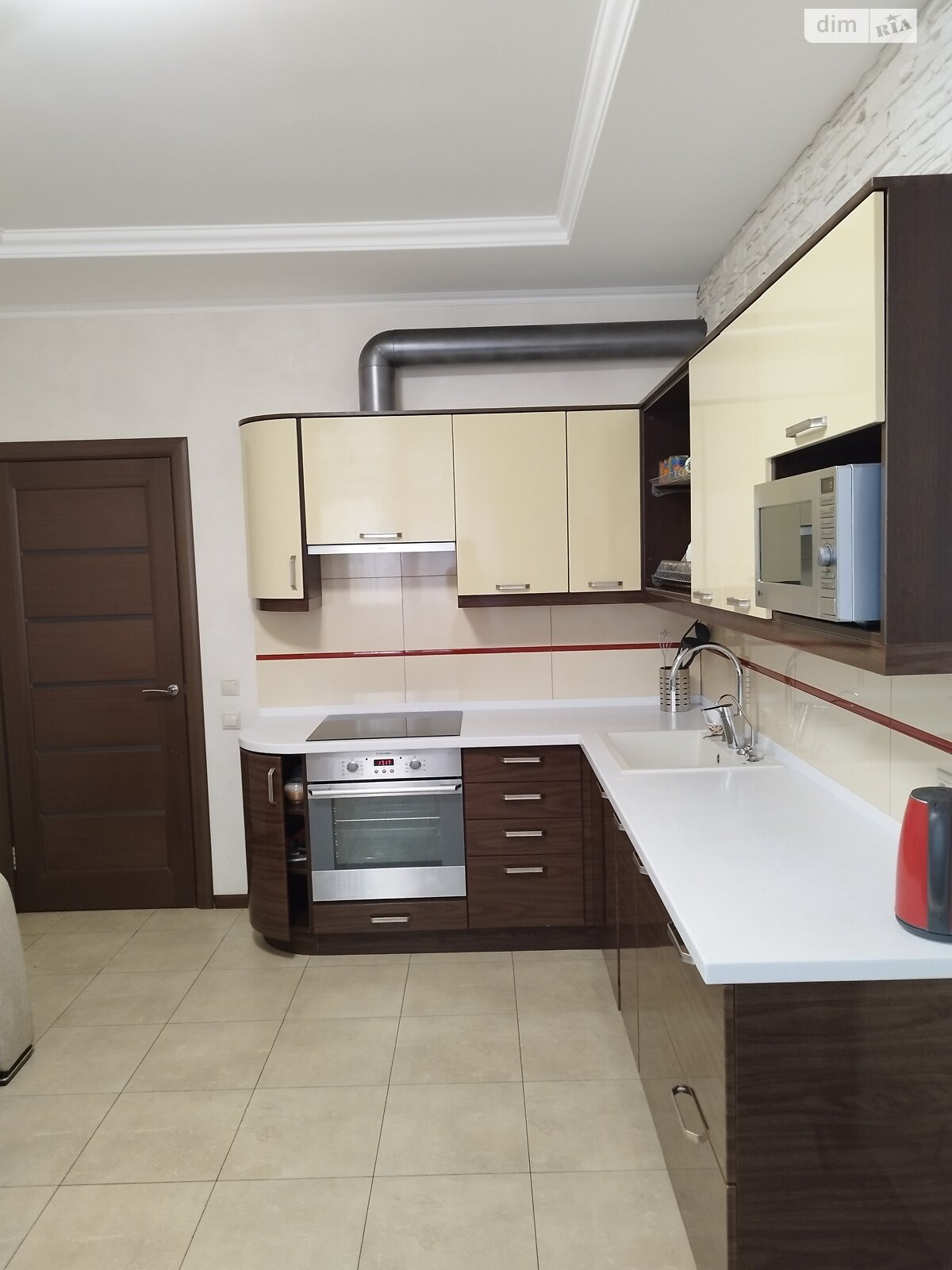 однокімнатна квартира в Києві, район Мінський Масив, на вул. Петра Калнишевського 7 в довготривалу оренду помісячно фото 1 однокімнатна квартира в Києві, район Мінський Масив, на вул. Петра Калнишевського 7 в довготривалу оренду помісячно фото 1