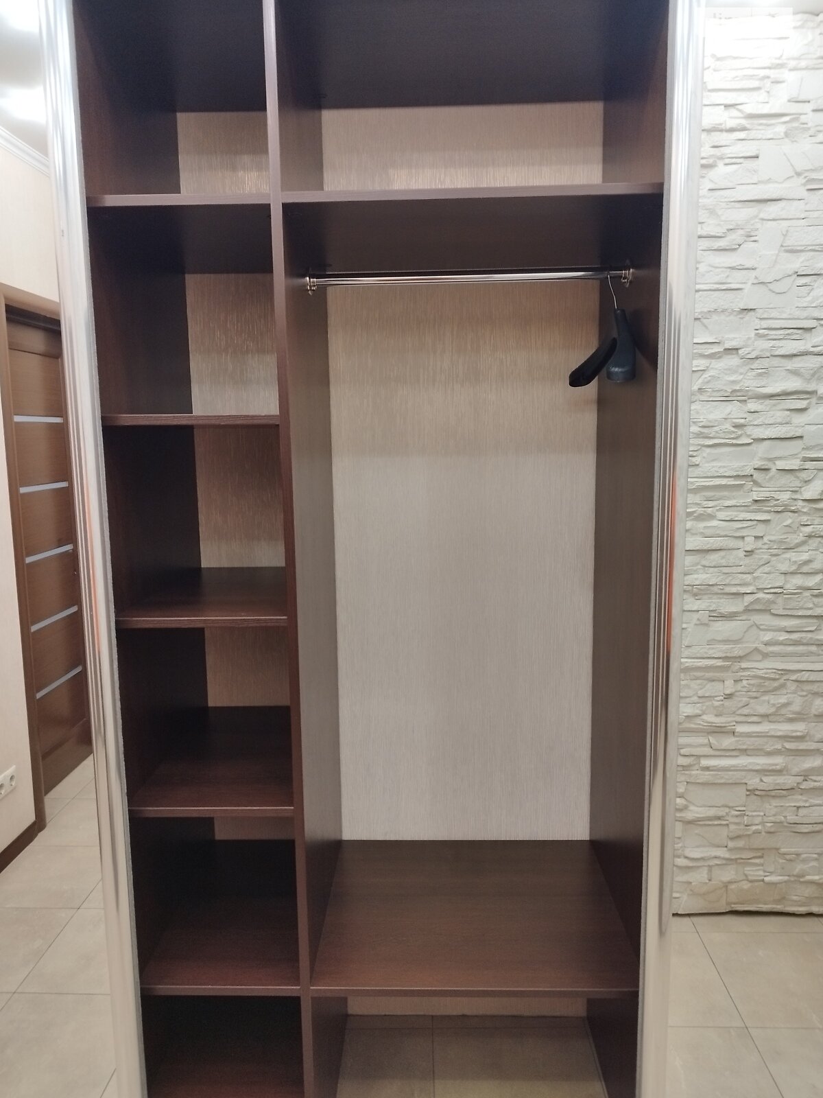 однокімнатна квартира в Києві, район Мінський Масив, на вул. Петра Калнишевського 7 в довготривалу оренду помісячно фото 1 однокімнатна квартира в Києві, район Мінський Масив, на вул. Петра Калнишевського 7 в довготривалу оренду помісячно фото 1