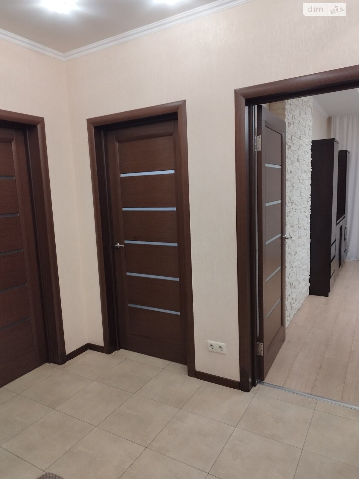 однокімнатна квартира в Києві, район Мінський Масив, на вул. Петра Калнишевського 7 в довготривалу оренду помісячно фото 1 однокімнатна квартира в Києві, район Мінський Масив, на вул. Петра Калнишевського 7 в довготривалу оренду помісячно фото 1