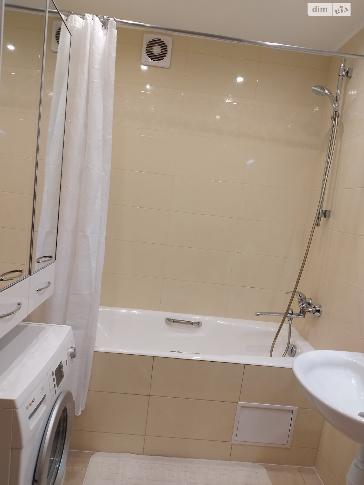 однокімнатна квартира в Києві, район Мінський Масив, на вул. Петра Калнишевського 7 в довготривалу оренду помісячно фото 1 однокімнатна квартира в Києві, район Мінський Масив, на вул. Петра Калнишевського 7 в довготривалу оренду помісячно фото 1