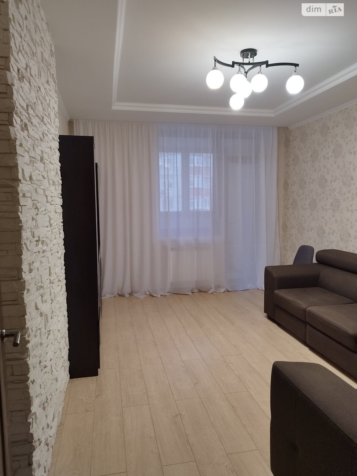 однокімнатна квартира в Києві, район Мінський Масив, на вул. Петра Калнишевського 7 в довготривалу оренду помісячно фото 1 однокімнатна квартира в Києві, район Мінський Масив, на вул. Петра Калнишевського 7 в довготривалу оренду помісячно фото 1