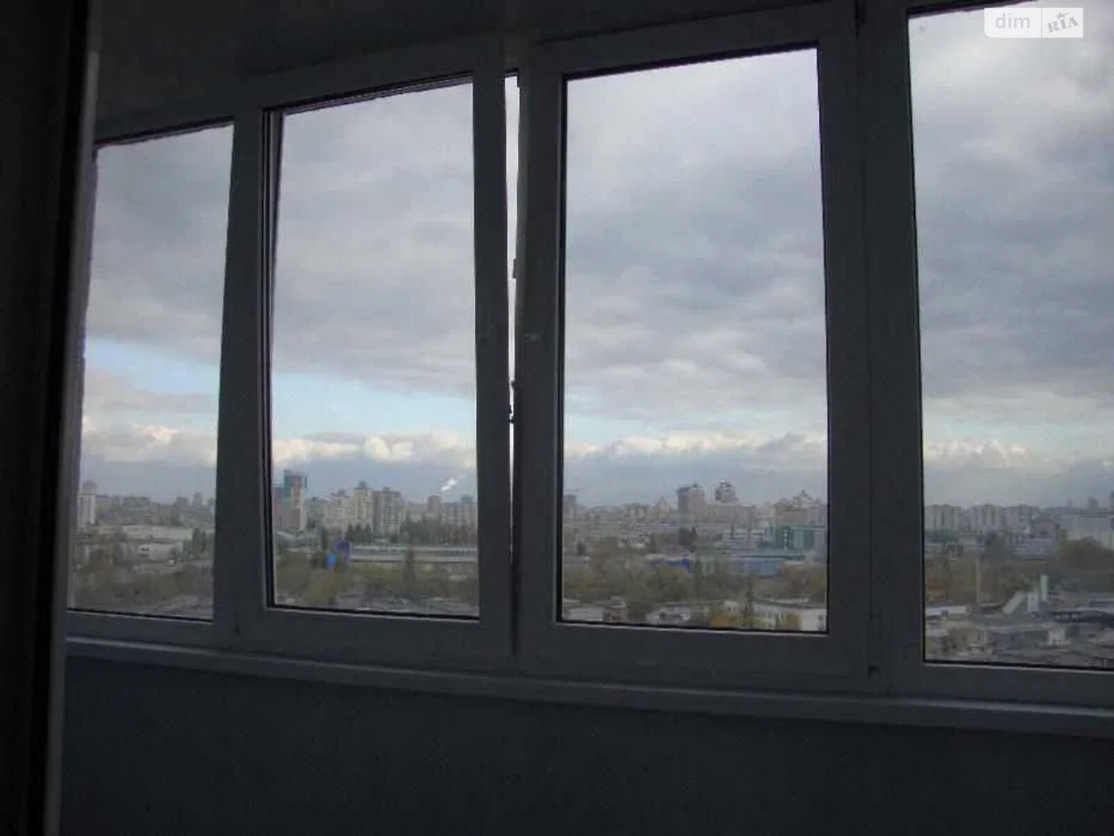 однокомнатная квартира в Киеве, район Минский Массив, на ул. Петра Панча 11Б в аренду на долгий срок помесячно фото 1 однокомнатная квартира в Киеве, район Минский Массив, на ул. Петра Панча 11Б в аренду на долгий срок помесячно фото 1