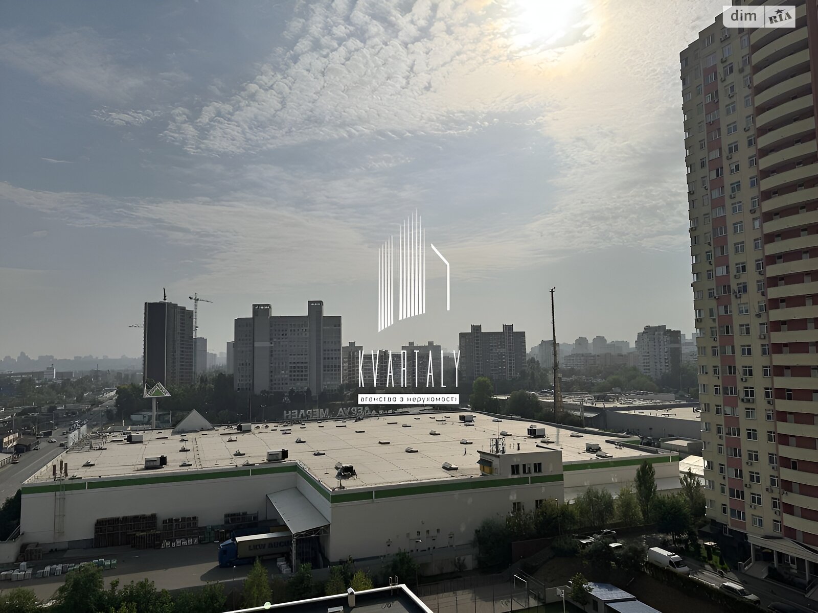 однокомнатная квартира в Киеве, район Минский Массив, на ул. Семьи Кульженков 31А в аренду на долгий срок помесячно фото 1 однокомнатная квартира в Киеве, район Минский Массив, на ул. Семьи Кульженков 31А в аренду на долгий срок помесячно фото 1