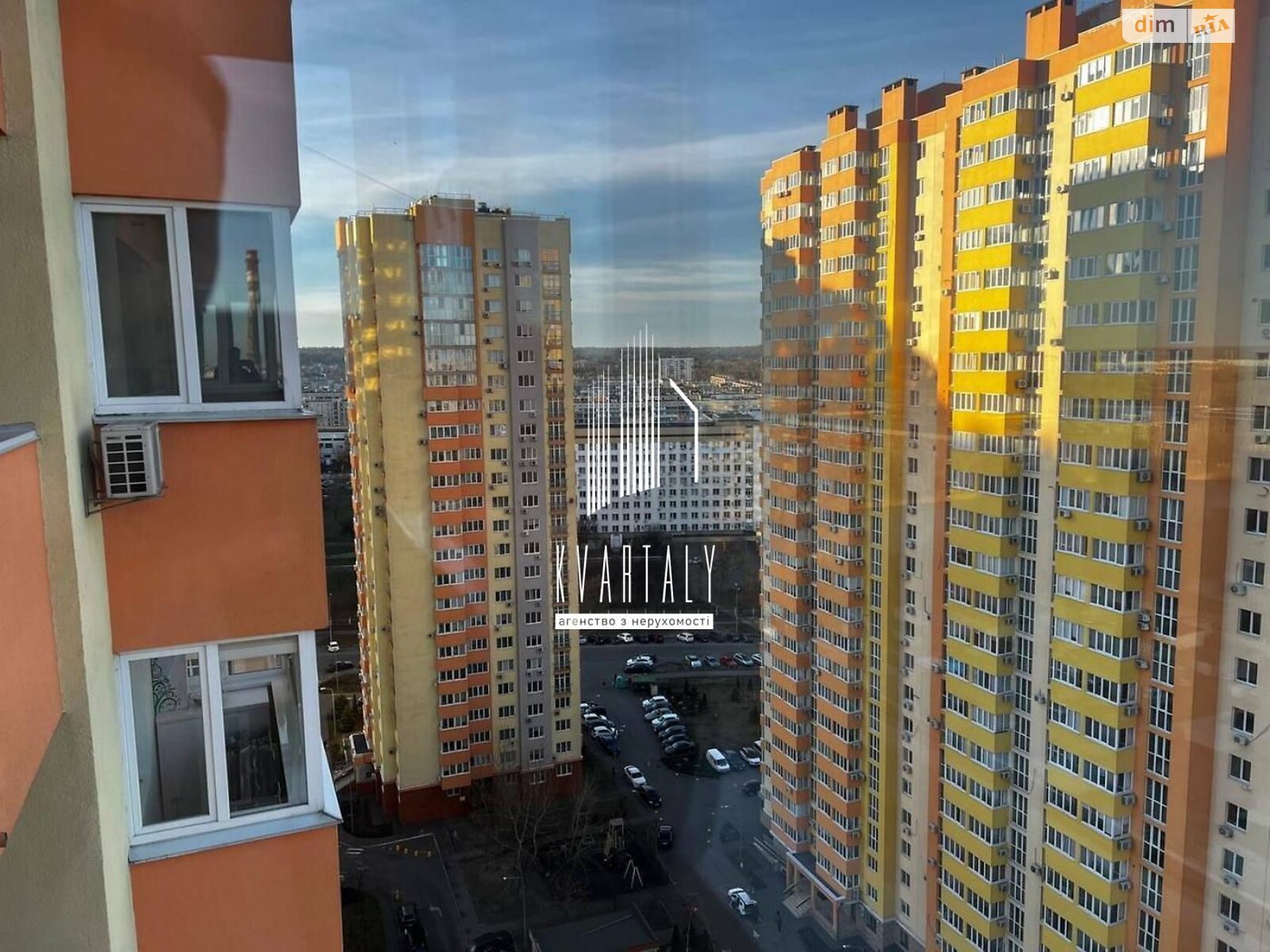 двухкомнатная квартира в Киеве, район Минский Массив, на ул. Семьи Кульженков 31Б в аренду на долгий срок помесячно фото 1 двухкомнатная квартира в Киеве, район Минский Массив, на ул. Семьи Кульженков 31Б в аренду на долгий срок помесячно фото 1