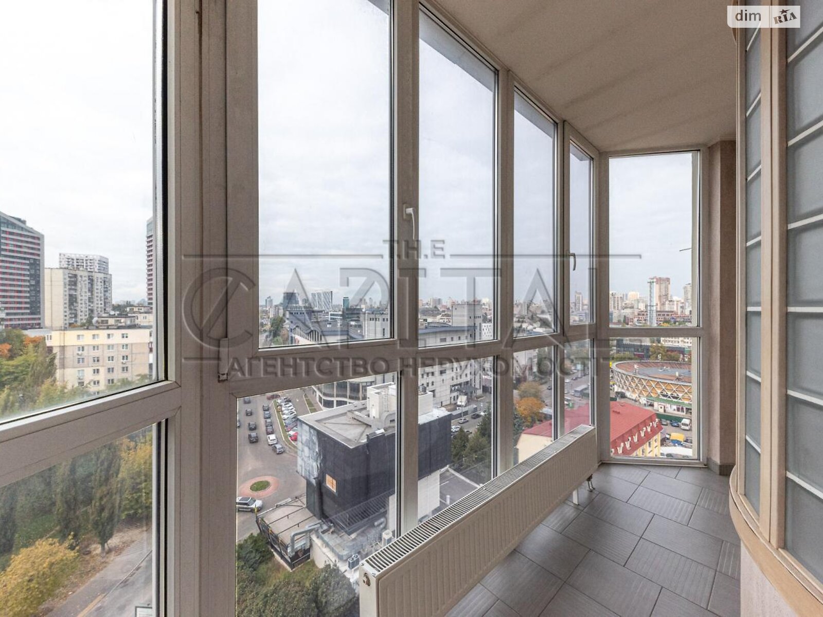 четырехкомнатная квартира в Киеве, район Соломенский, на ул. Мокрая 3 в аренду на долгий срок помесячно фото 1 четырехкомнатная квартира в Киеве, район Соломенский, на ул. Мокрая 3 в аренду на долгий срок помесячно фото 1