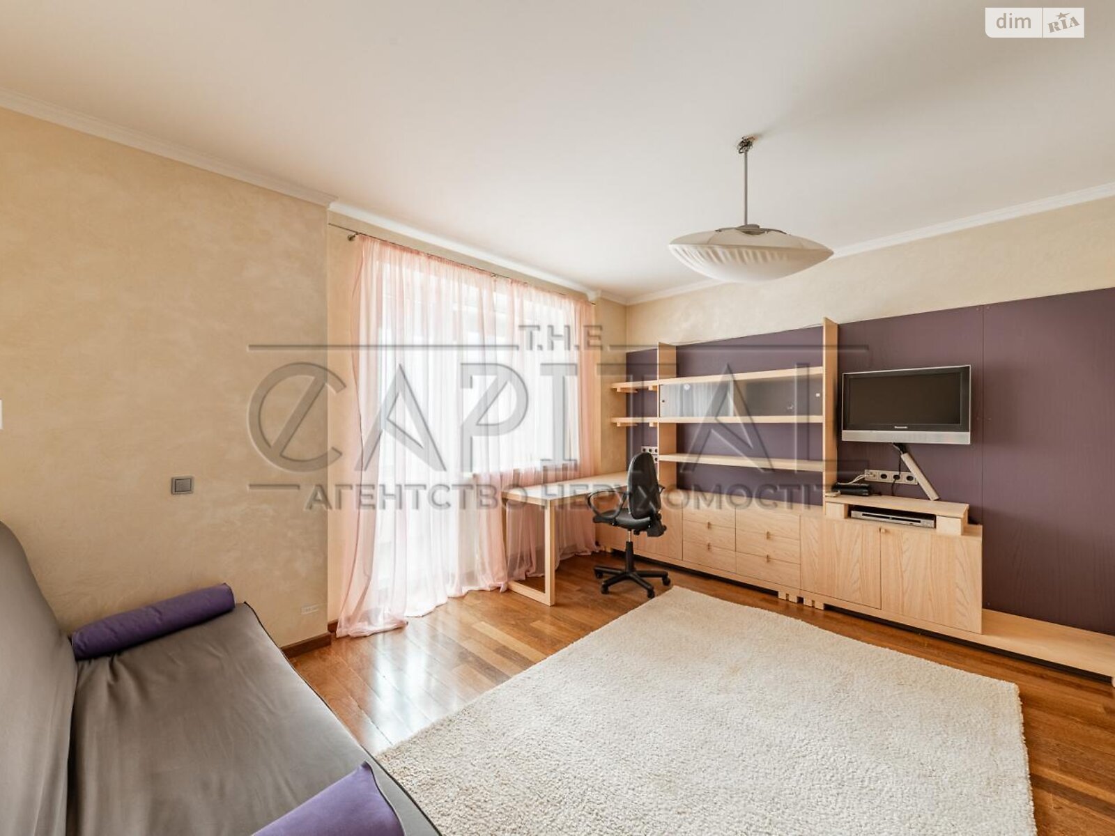 четырехкомнатная квартира в Киеве, район Соломенский, на ул. Мокрая 3 в аренду на долгий срок помесячно фото 1 четырехкомнатная квартира в Киеве, район Соломенский, на ул. Мокрая 3 в аренду на долгий срок помесячно фото 1