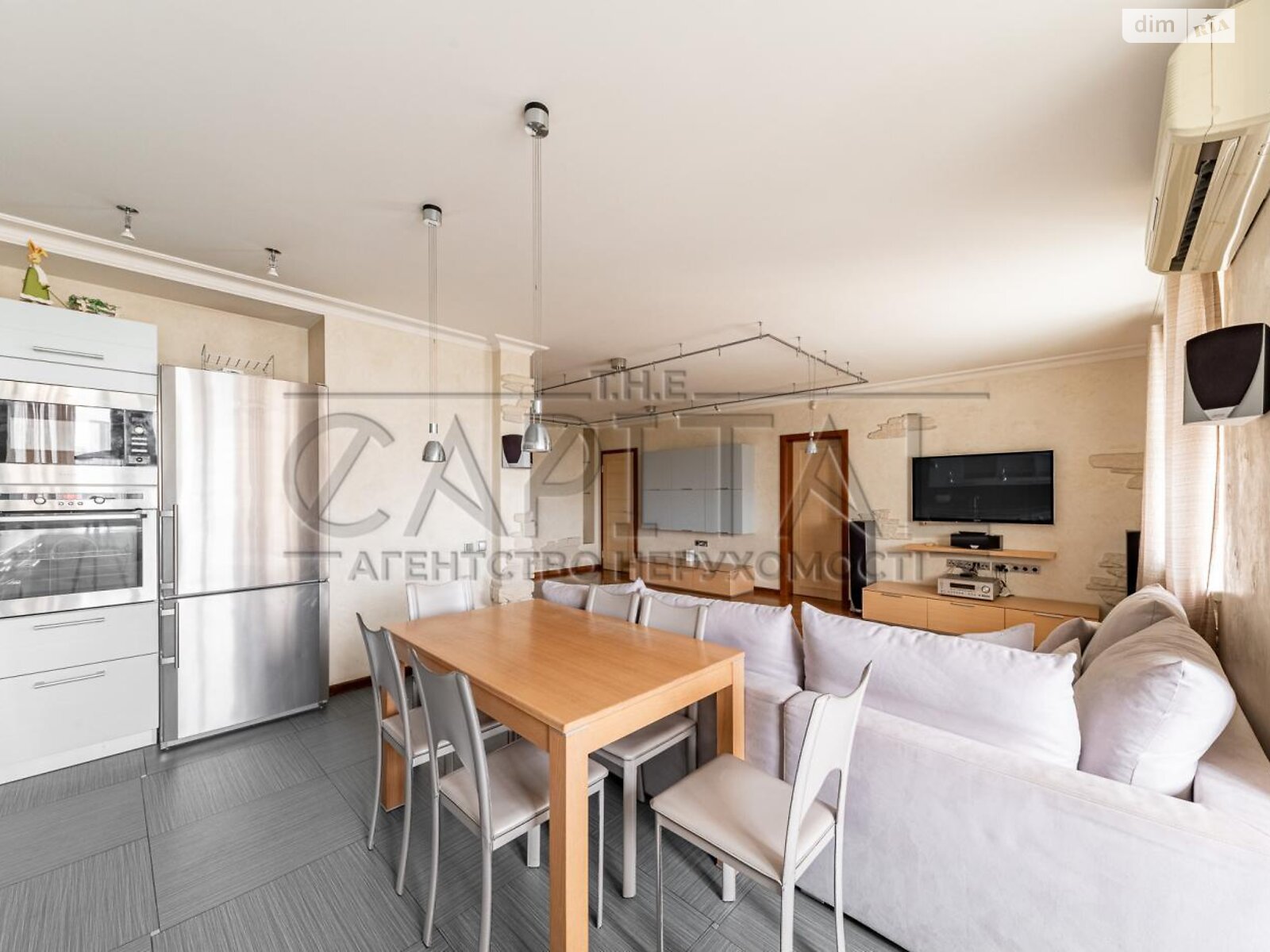 четырехкомнатная квартира в Киеве, район Соломенский, на ул. Мокрая 3 в аренду на долгий срок помесячно фото 1 четырехкомнатная квартира в Киеве, район Соломенский, на ул. Мокрая 3 в аренду на долгий срок помесячно фото 1