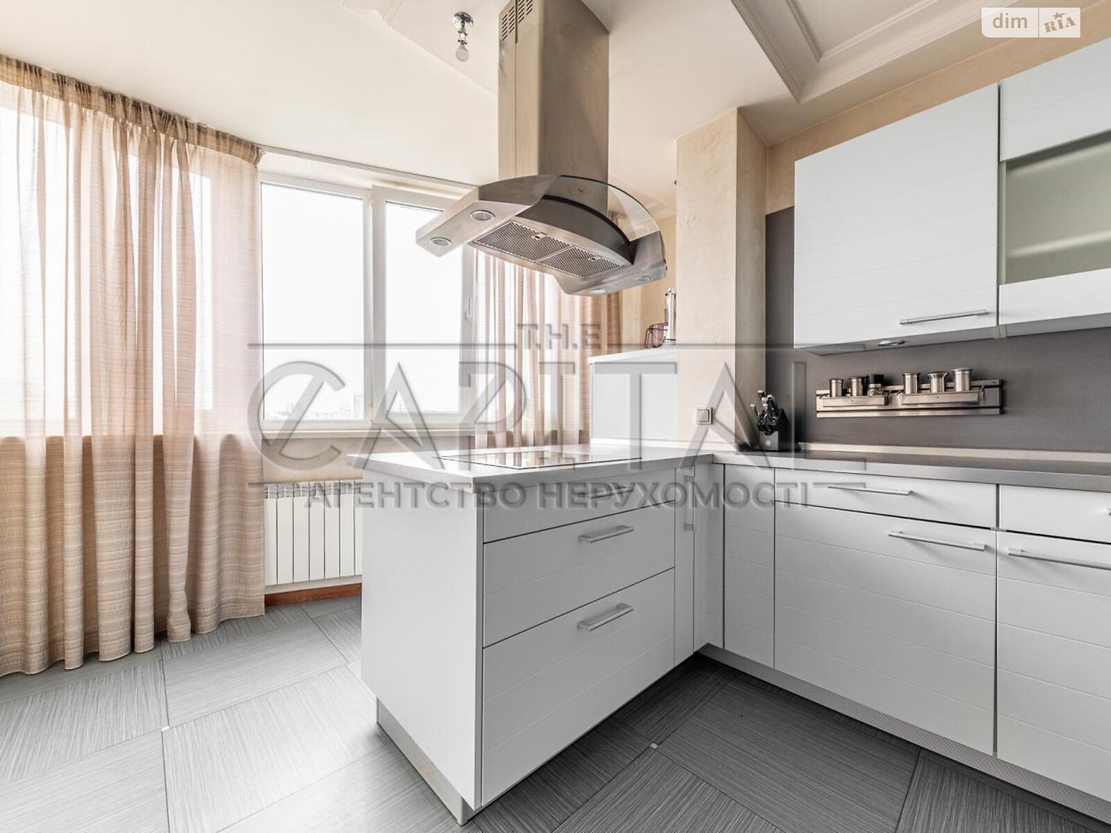 четырехкомнатная квартира в Киеве, район Соломенский, на ул. Мокрая 3 в аренду на долгий срок помесячно фото 1 четырехкомнатная квартира в Киеве, район Соломенский, на ул. Мокрая 3 в аренду на долгий срок помесячно фото 1