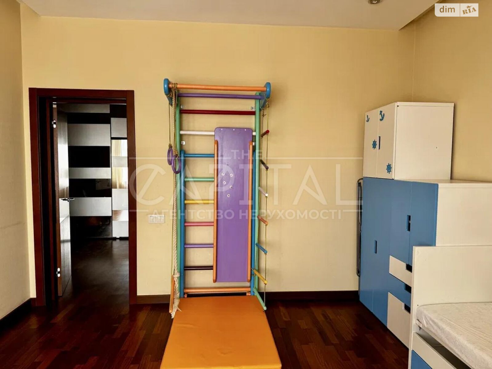 трехкомнатная квартира с мебелью в Киеве, район Монтажник, на ул. Лисичанская 29 в аренду на долгий срок помесячно фото 1 трехкомнатная квартира с мебелью в Киеве, район Монтажник, на ул. Лисичанская 29 в аренду на долгий срок помесячно фото 1