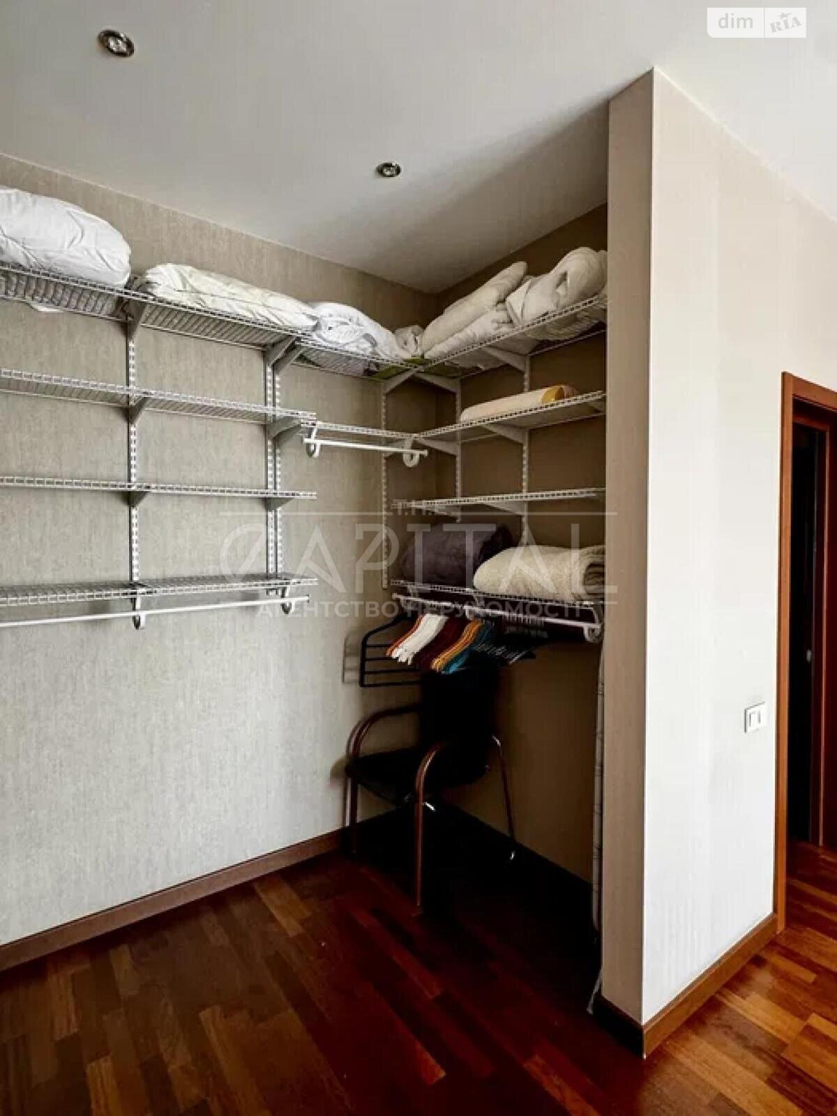 трехкомнатная квартира с мебелью в Киеве, район Монтажник, на ул. Лисичанская 29 в аренду на долгий срок помесячно фото 1 трехкомнатная квартира с мебелью в Киеве, район Монтажник, на ул. Лисичанская 29 в аренду на долгий срок помесячно фото 1