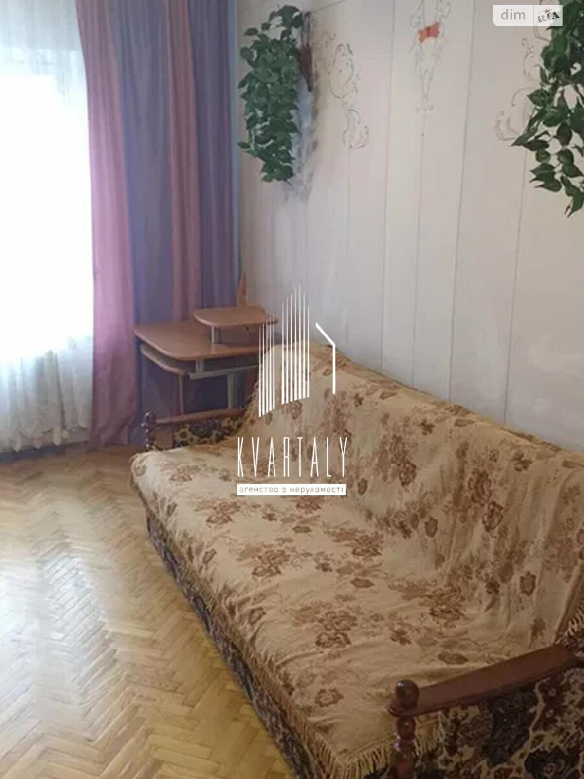 трикімнатна квартира в Києві, район Мостицький Масив, на вул. Наталії Ужвій 10 в довготривалу оренду помісячно фото 1 трикімнатна квартира в Києві, район Мостицький Масив, на вул. Наталії Ужвій 10 в довготривалу оренду помісячно фото 1