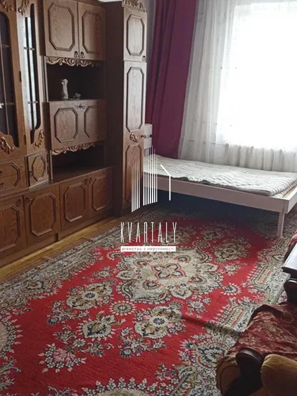 трикімнатна квартира в Києві, район Мостицький Масив, на вул. Наталії Ужвій 10 в довготривалу оренду помісячно фото 1 трикімнатна квартира в Києві, район Мостицький Масив, на вул. Наталії Ужвій 10 в довготривалу оренду помісячно фото 1