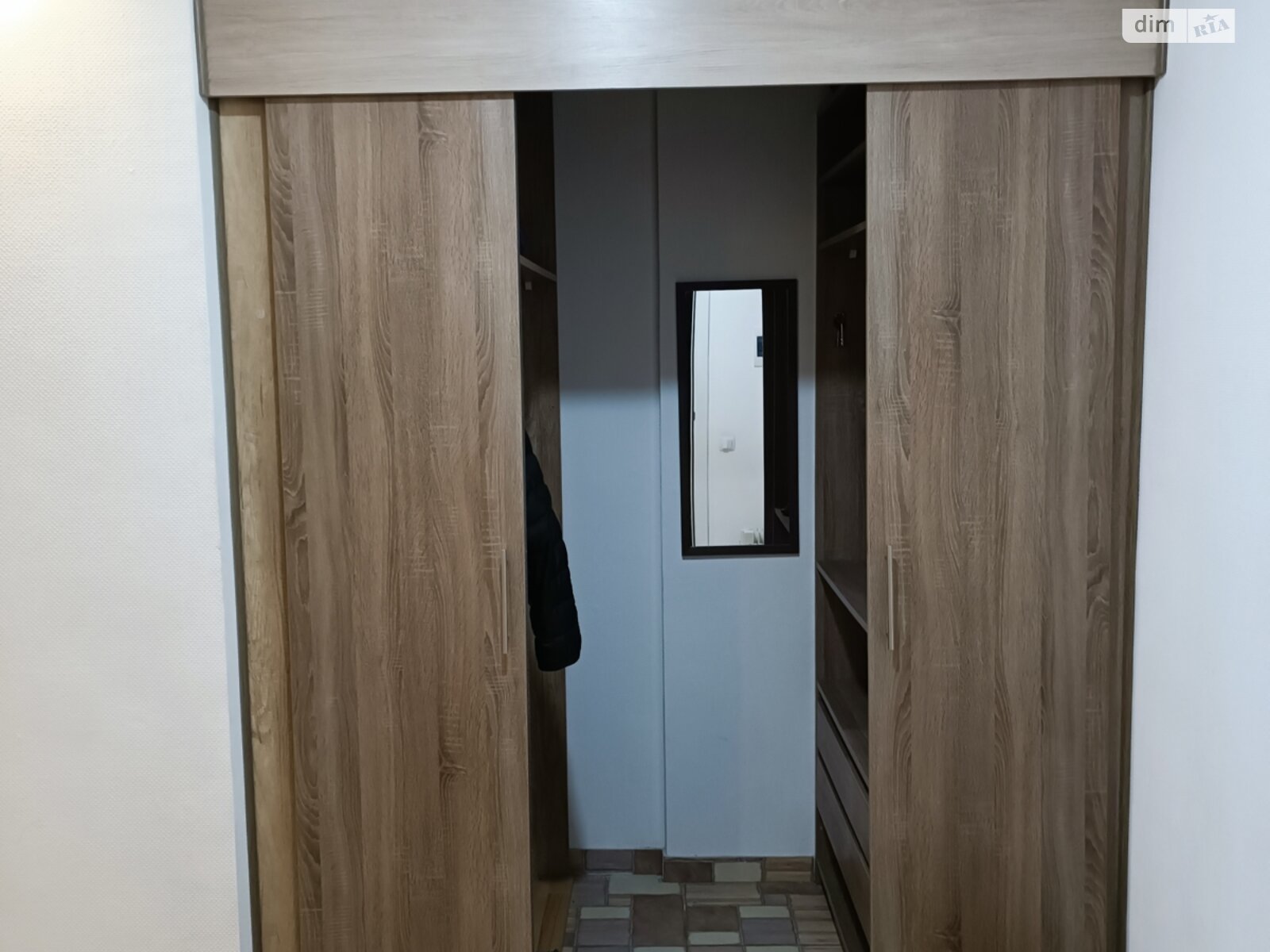 однокімнатна квартира в Києві, район Мостицький Масив, на вул. Наталії Ужвій 12 в довготривалу оренду помісячно фото 1 однокімнатна квартира в Києві, район Мостицький Масив, на вул. Наталії Ужвій 12 в довготривалу оренду помісячно фото 1