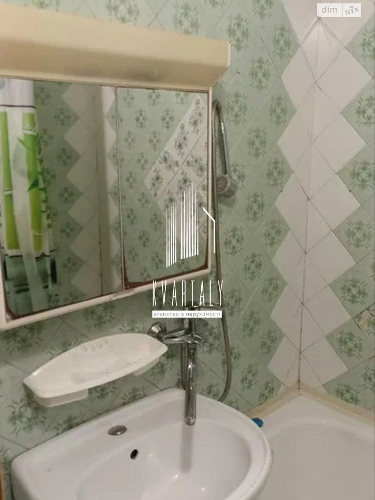 трехкомнатная квартира в Киеве, район Мостицкий Массив, на ул. Наталии Ужвий 10 в аренду на долгий срок помесячно фото 1 трехкомнатная квартира в Киеве, район Мостицкий Массив, на ул. Наталии Ужвий 10 в аренду на долгий срок помесячно фото 1