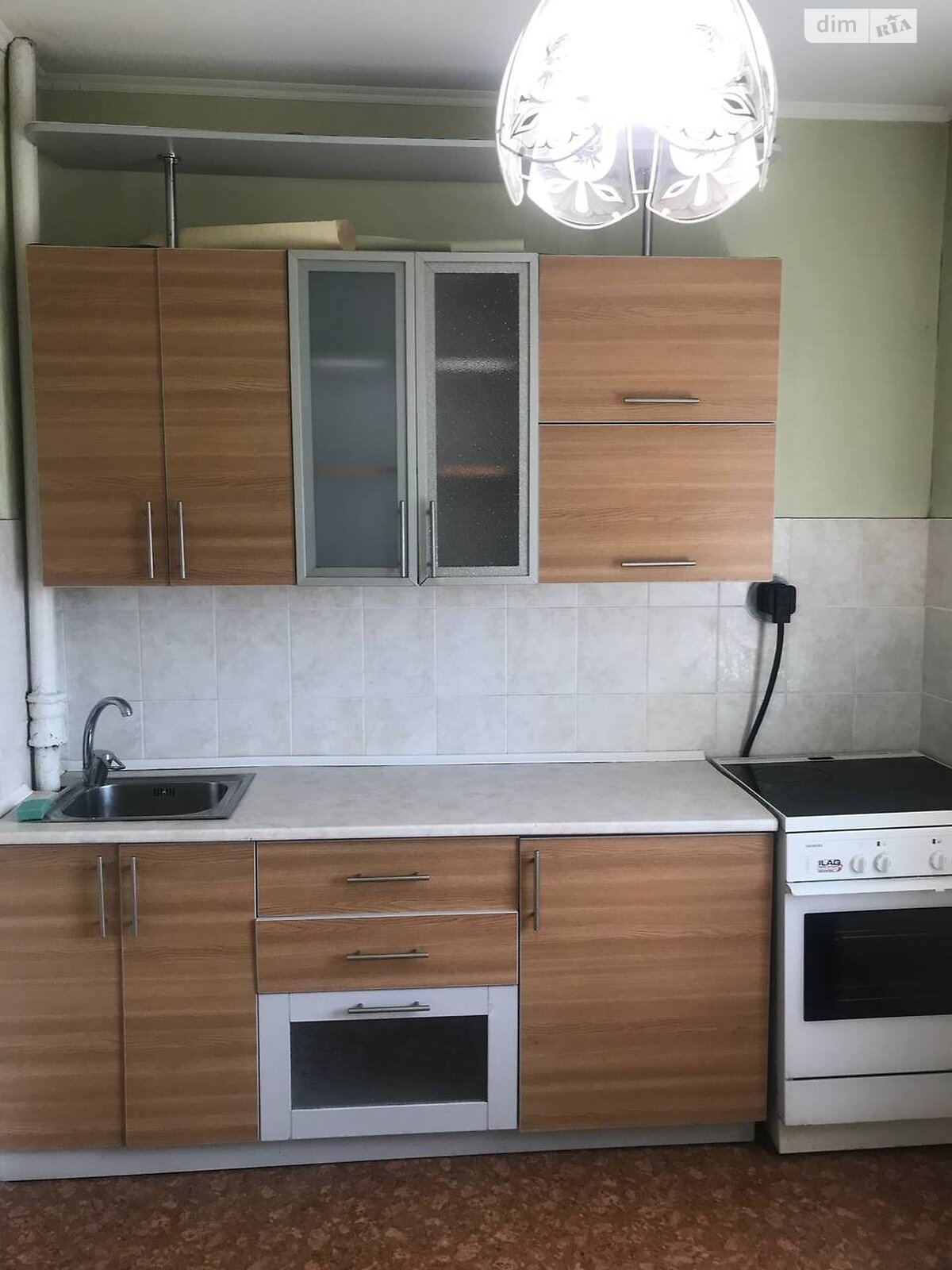 однокімнатна квартира в Києві, район Мостицький Масив, на вул. Наталії Ужвій 10 в довготривалу оренду помісячно фото 1 однокімнатна квартира в Києві, район Мостицький Масив, на вул. Наталії Ужвій 10 в довготривалу оренду помісячно фото 1