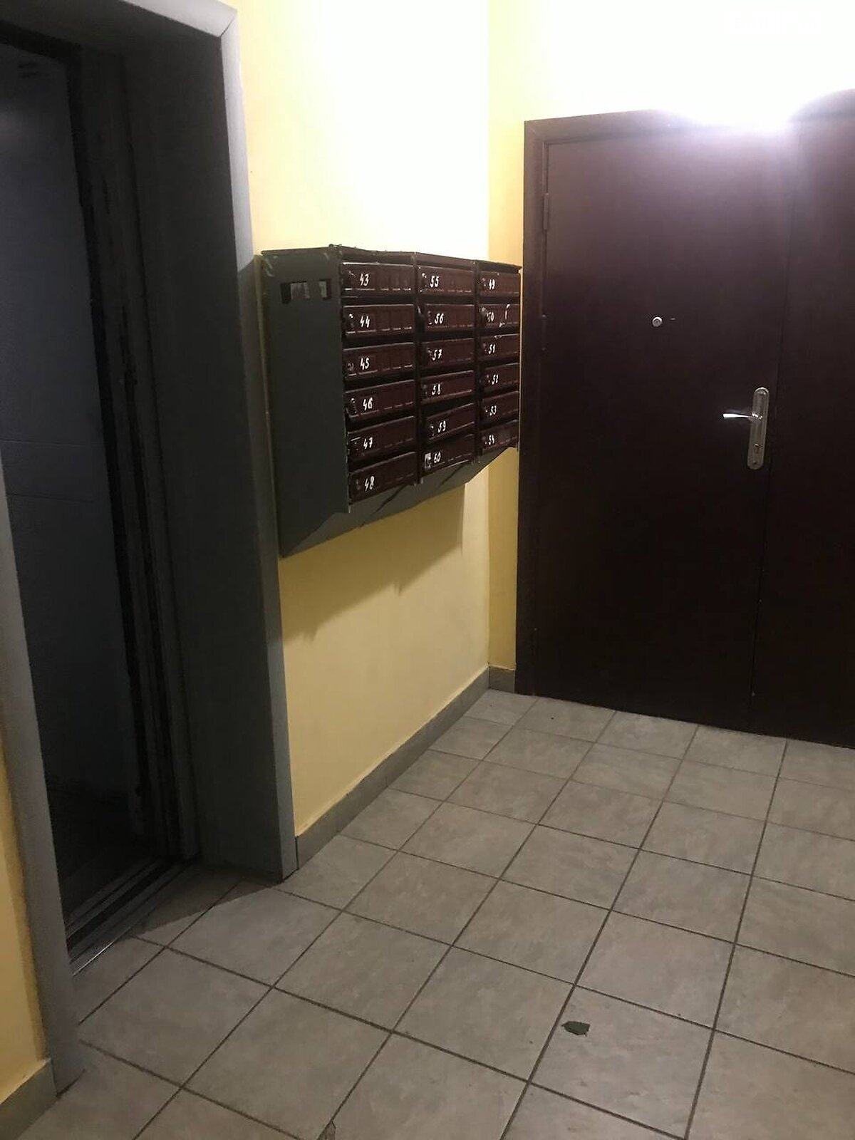 однокімнатна квартира в Києві, район Мостицький Масив, на вул. Наталії Ужвій 10 в довготривалу оренду помісячно фото 1 однокімнатна квартира в Києві, район Мостицький Масив, на вул. Наталії Ужвій 10 в довготривалу оренду помісячно фото 1