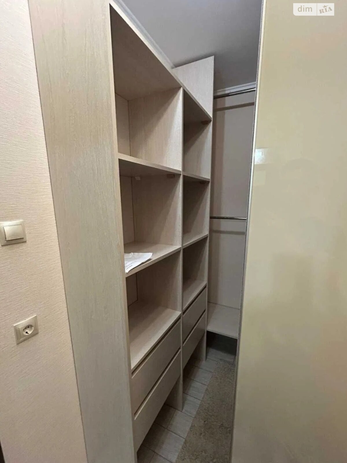 однокімнатна квартира в Києві, район Мостицький Масив, на вул. Сергія Данченка 5 в довготривалу оренду помісячно фото 1 однокімнатна квартира в Києві, район Мостицький Масив, на вул. Сергія Данченка 5 в довготривалу оренду помісячно фото 1