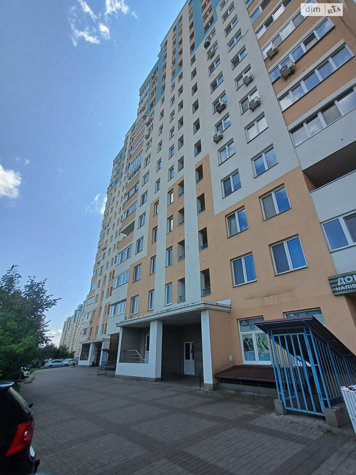 двухкомнатная квартира в Киеве, район Мостицкий Массив, на ул. Сергeя Данченко 28, кв. 226 в аренду на долгий срок помесячно фото 1 двухкомнатная квартира в Киеве, район Мостицкий Массив, на ул. Сергeя Данченко 28, кв. 226 в аренду на долгий срок помесячно фото 1