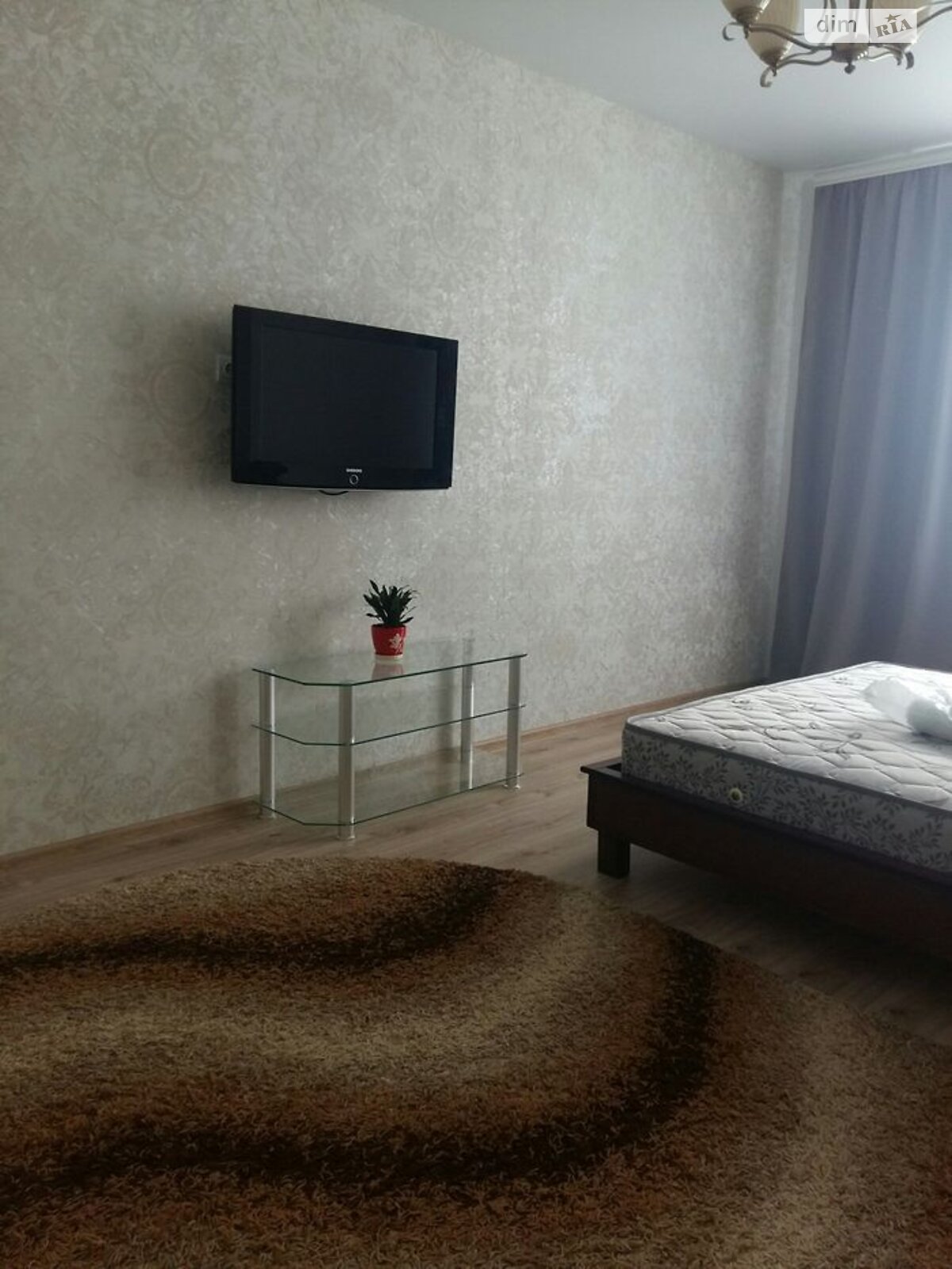 однокімнатна квартира в Києві, район Мостицький Масив, на вул. Сергія Данченка 20 в довготривалу оренду помісячно фото 1 однокімнатна квартира в Києві, район Мостицький Масив, на вул. Сергія Данченка 20 в довготривалу оренду помісячно фото 1