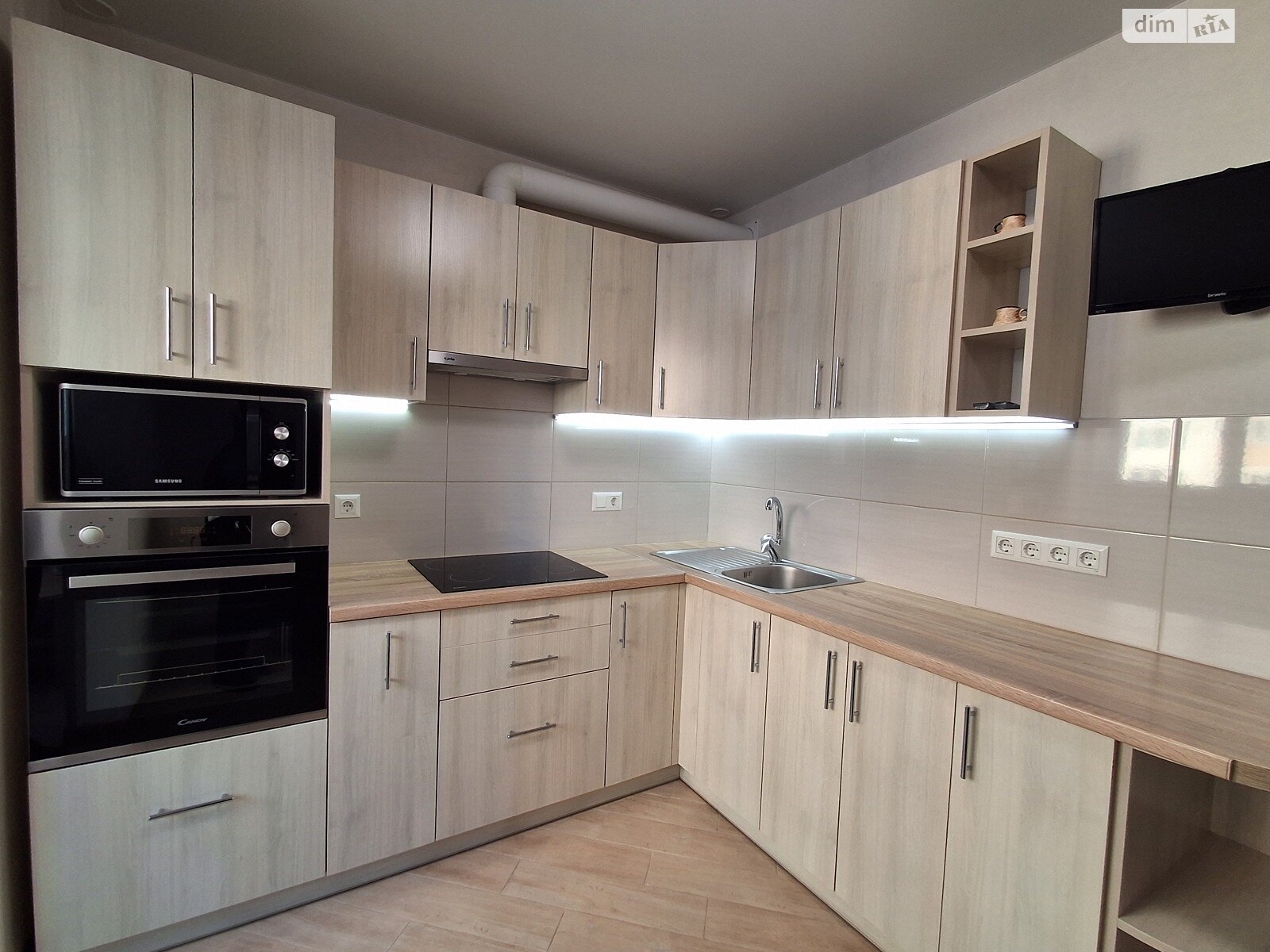 двухкомнатная квартира в Киеве, район Мостицкий Массив, на ул. Сергeя Данченко 28 в аренду на долгий срок помесячно фото 1