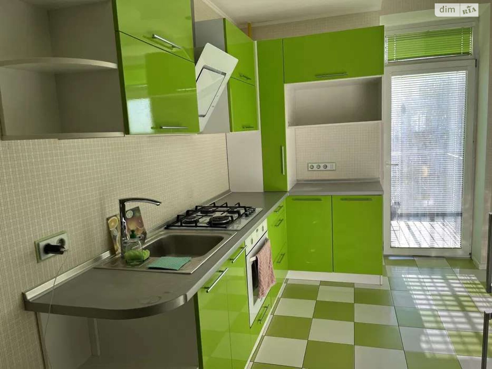 однокомнатная квартира в Киеве, район Мостицкий Массив, на ул. Замковецкая 94 в аренду на долгий срок помесячно фото 1 однокомнатная квартира в Киеве, район Мостицкий Массив, на ул. Замковецкая 94 в аренду на долгий срок помесячно фото 1