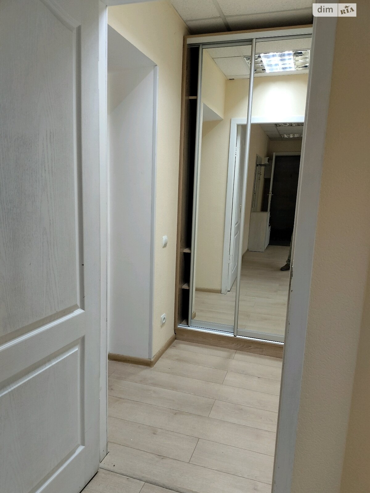 двокімнатна квартира в Києві, район Поділ, на вул. Набережно-Хрещатицька 3А в довготривалу оренду помісячно фото 1 двокімнатна квартира в Києві, район Поділ, на вул. Набережно-Хрещатицька 3А в довготривалу оренду помісячно фото 1