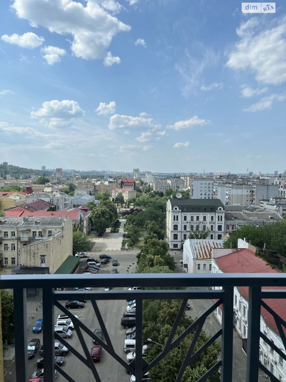 трехкомнатная квартира в Киеве, на ул. Нижний Вал 27 в аренду на долгий срок помесячно фото 1 трехкомнатная квартира в Киеве, на ул. Нижний Вал 27 в аренду на долгий срок помесячно фото 1