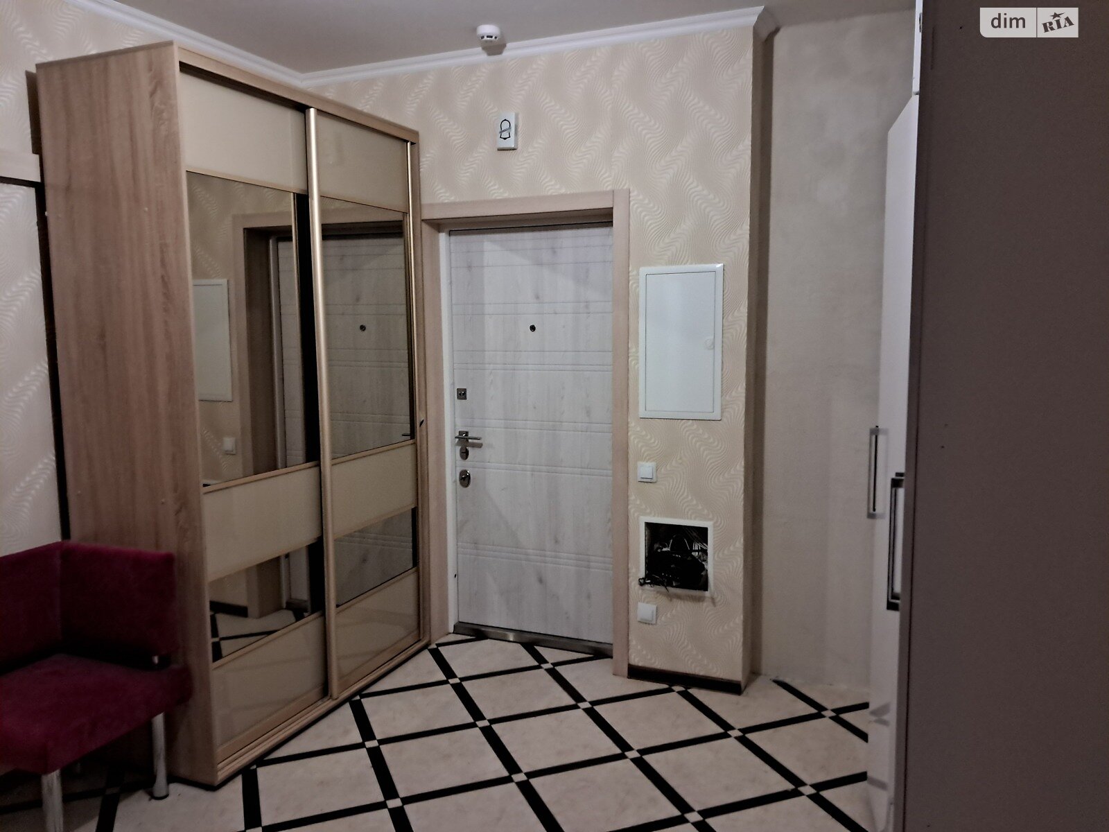 трехкомнатная квартира в Киеве, район Никольская Слободка, на ул. Каховская 62А в аренду на долгий срок помесячно фото 1 трехкомнатная квартира в Киеве, район Никольская Слободка, на ул. Каховская 62А в аренду на долгий срок помесячно фото 1