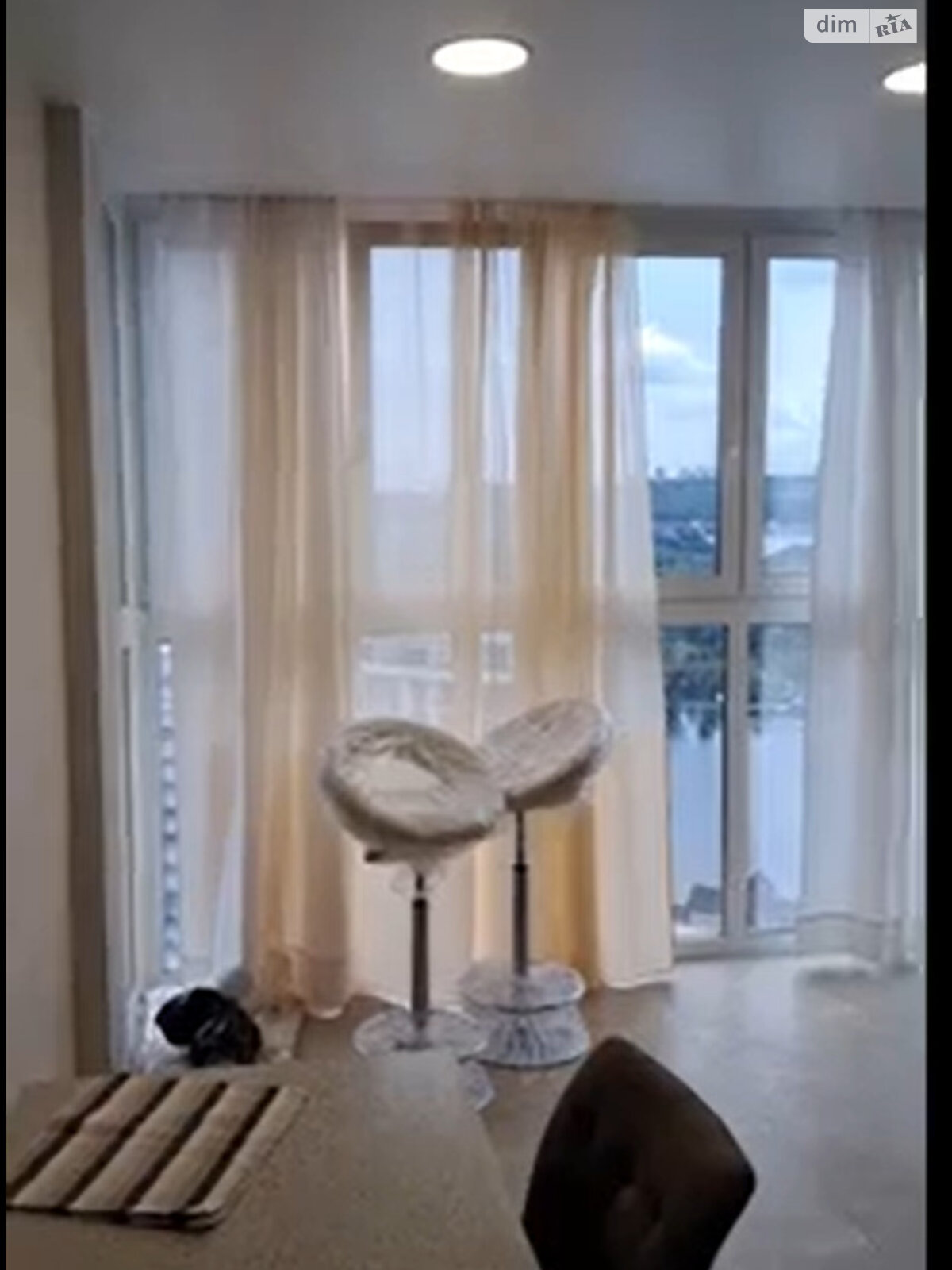 однокомнатная квартира в Киеве, район Никольская Слободка, на ул. Никольско-Слободская 8 в аренду на долгий срок помесячно фото 1