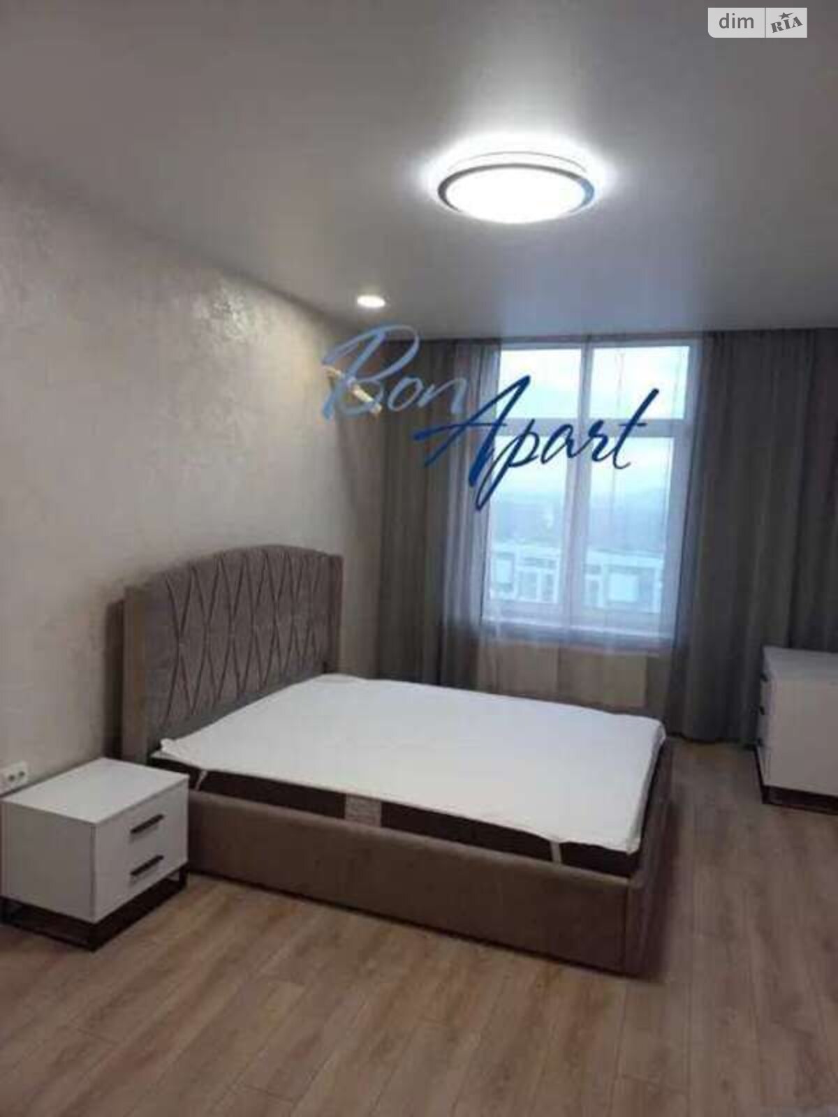 однокомнатная квартира в Киеве, район Никольская Слободка, на ул. Никольско-Слободская 8 в аренду на долгий срок помесячно фото 1